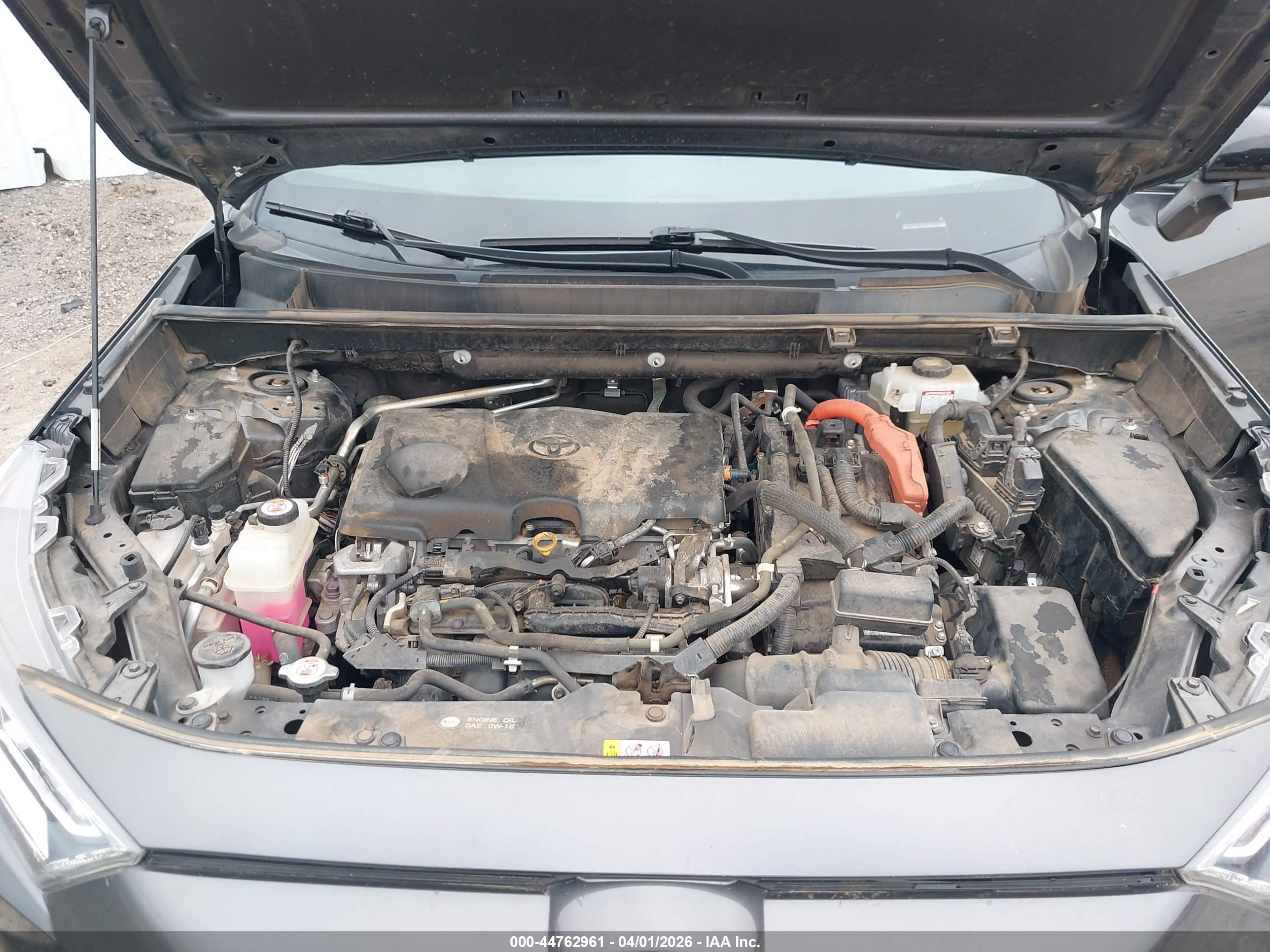 TOYOTA RAV4 image 10