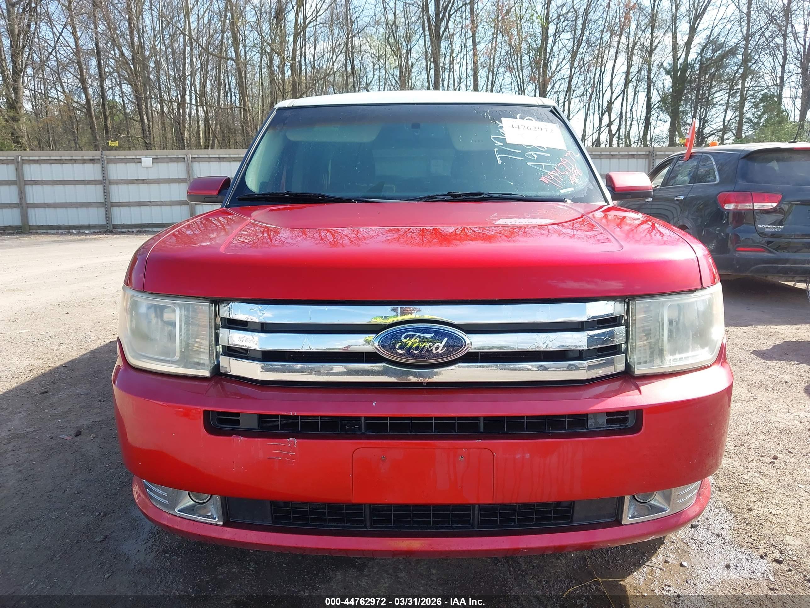 FORD FLEX image 6