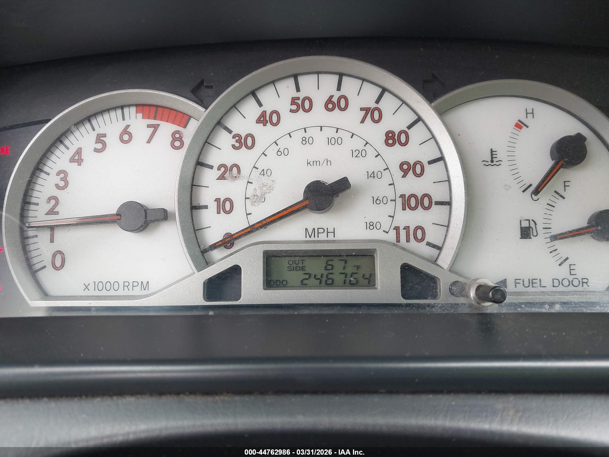 TOYOTA COROLLA image 7