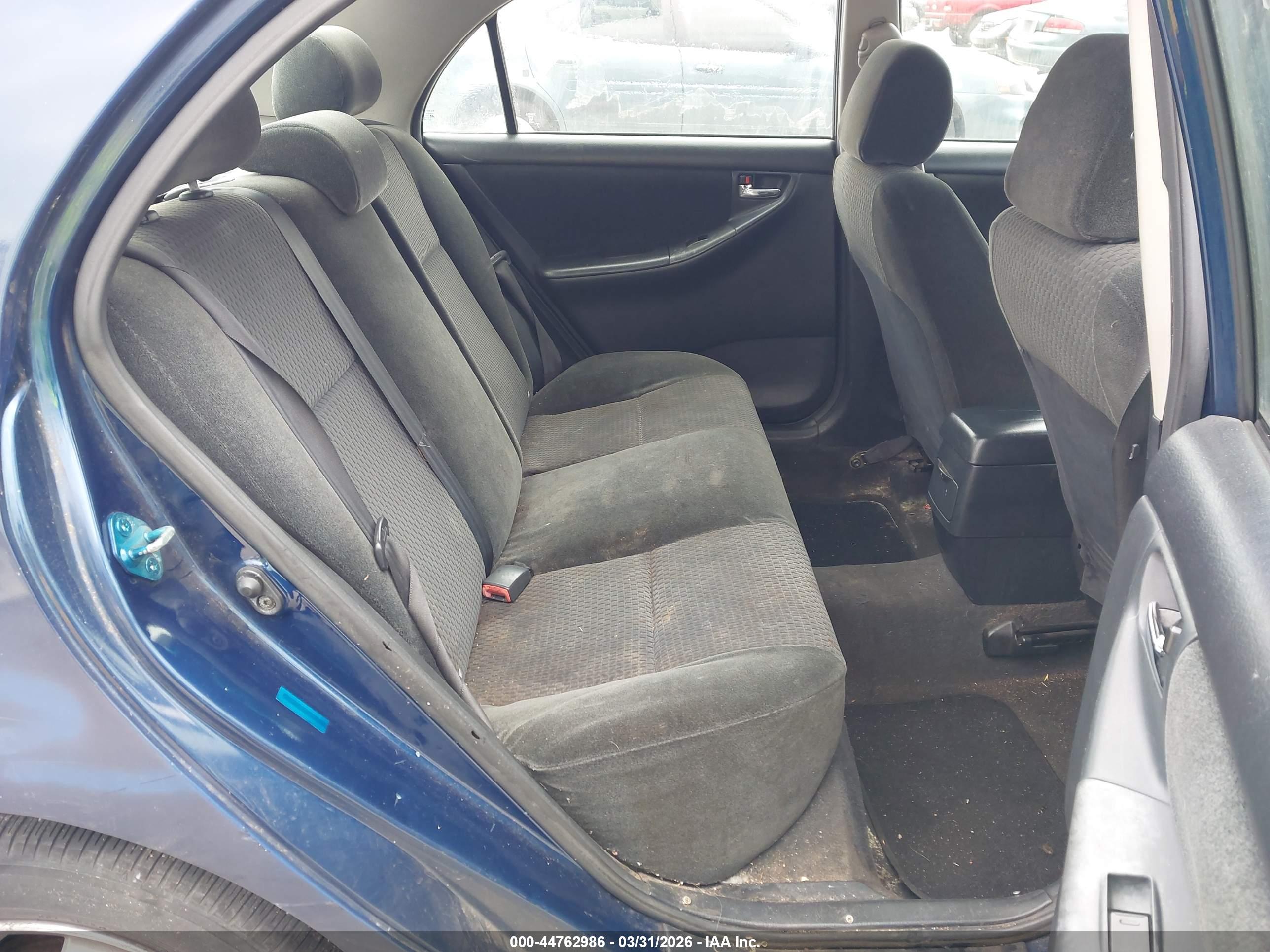 TOYOTA COROLLA image 8