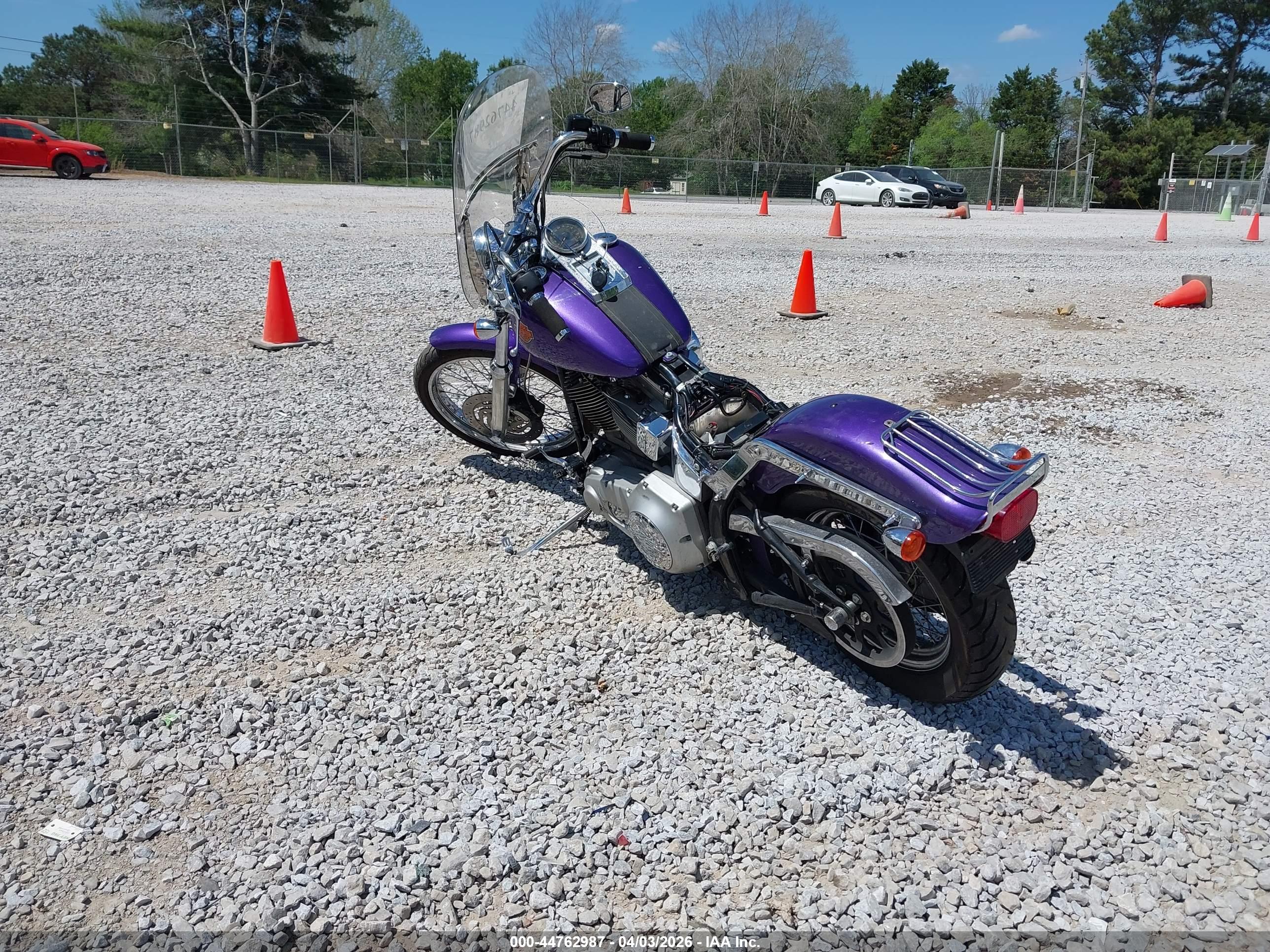 HARLEY-DAVIDSON FXSTI image 3