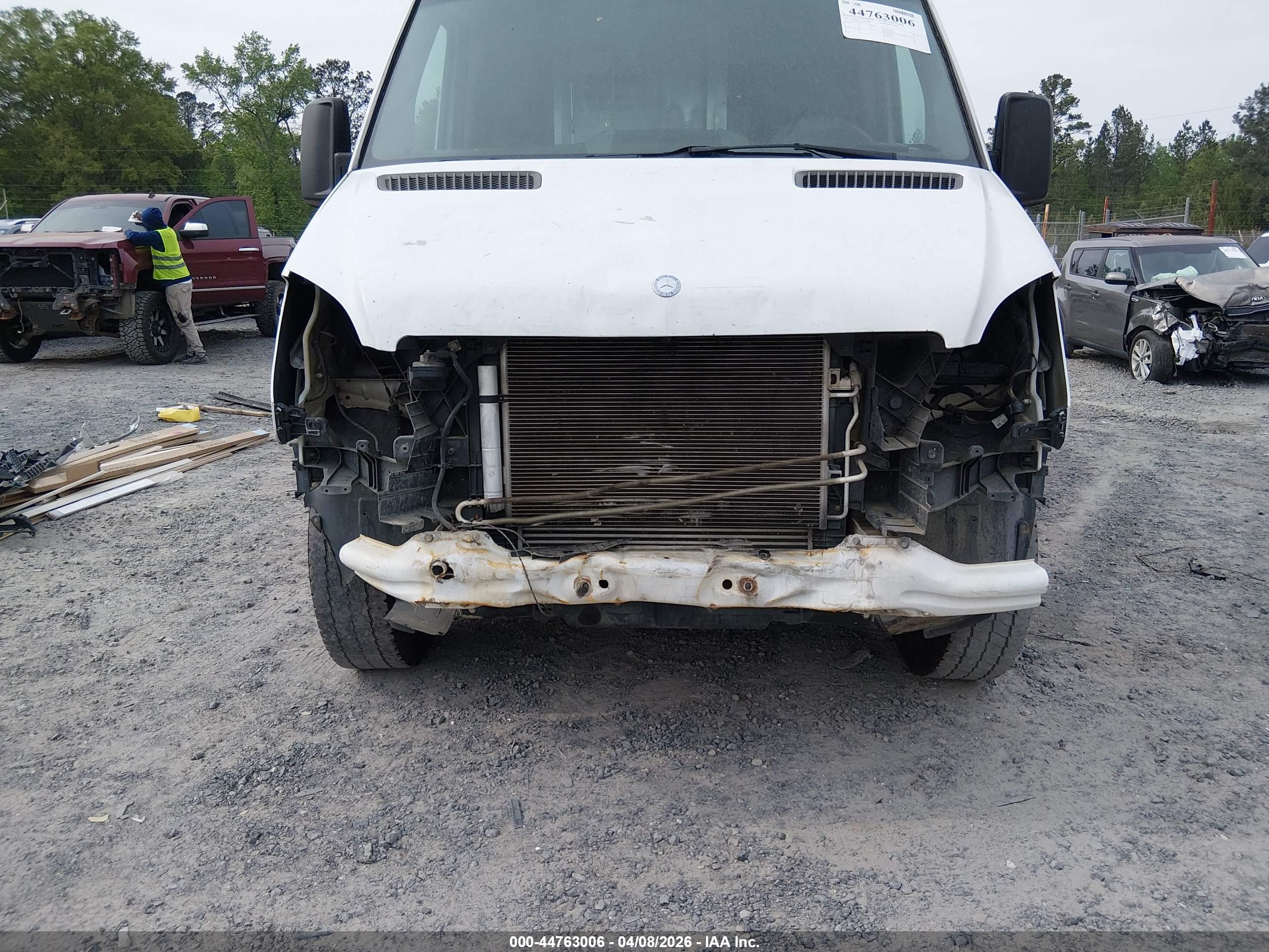 MERCEDES-BENZ SPRINTER image 6