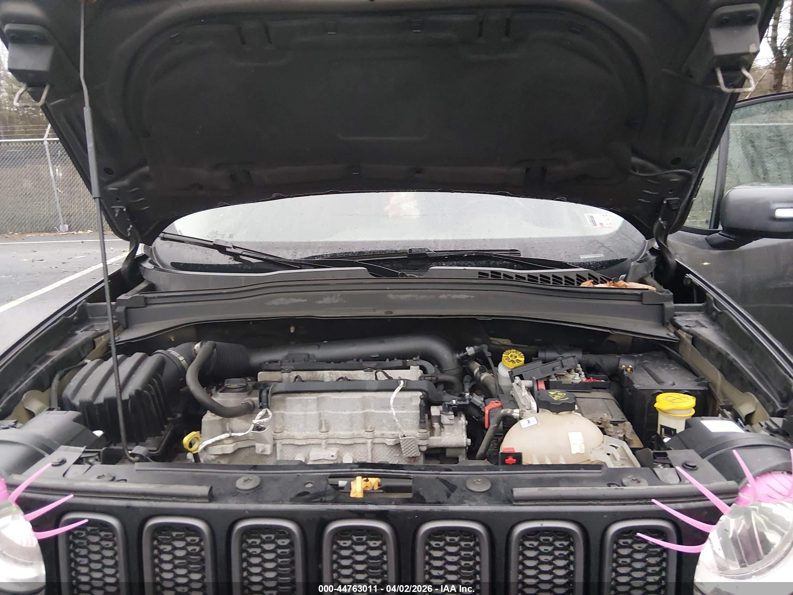 JEEP RENEGADE image 10
