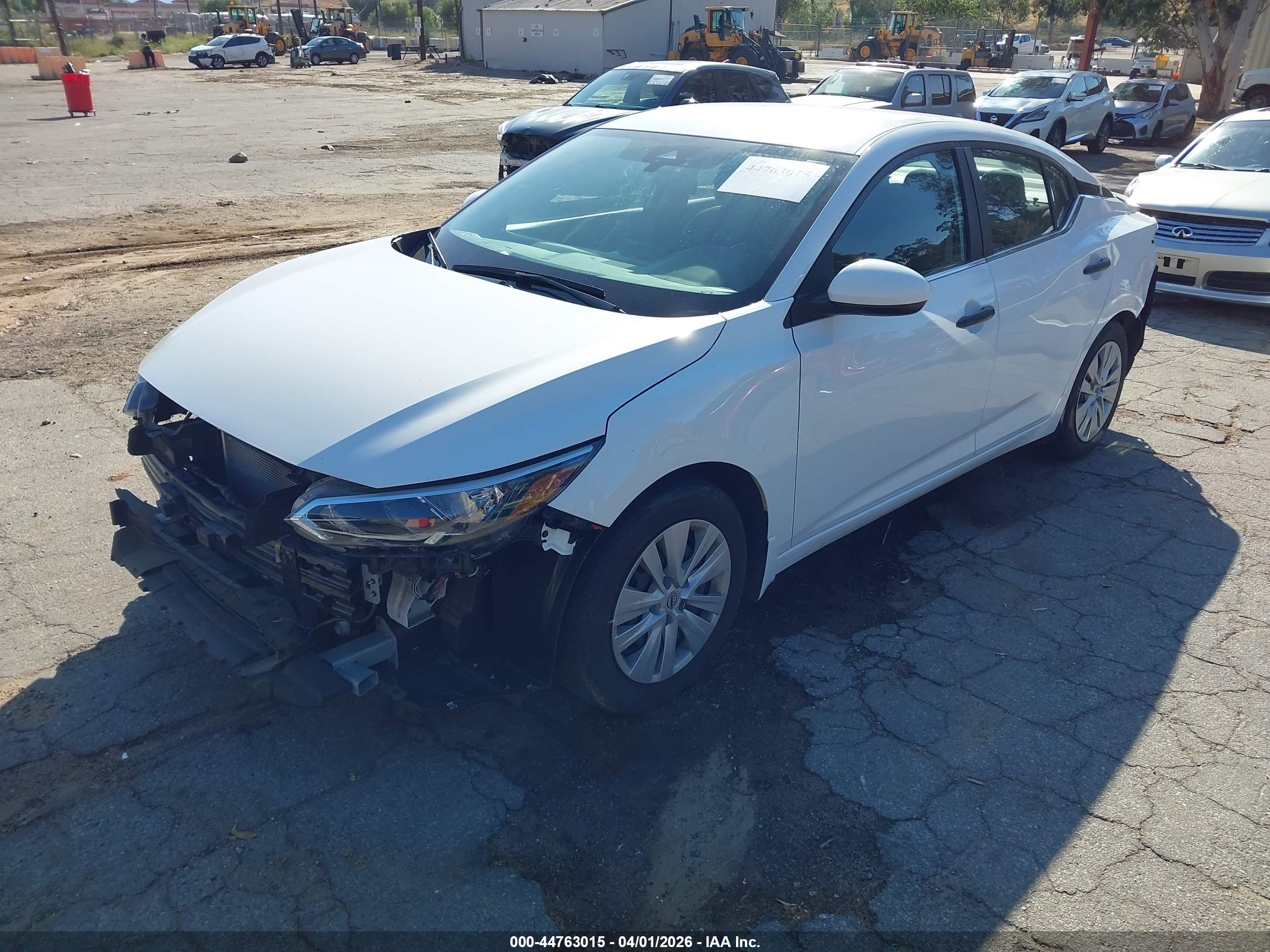 NISSAN SENTRA image 2