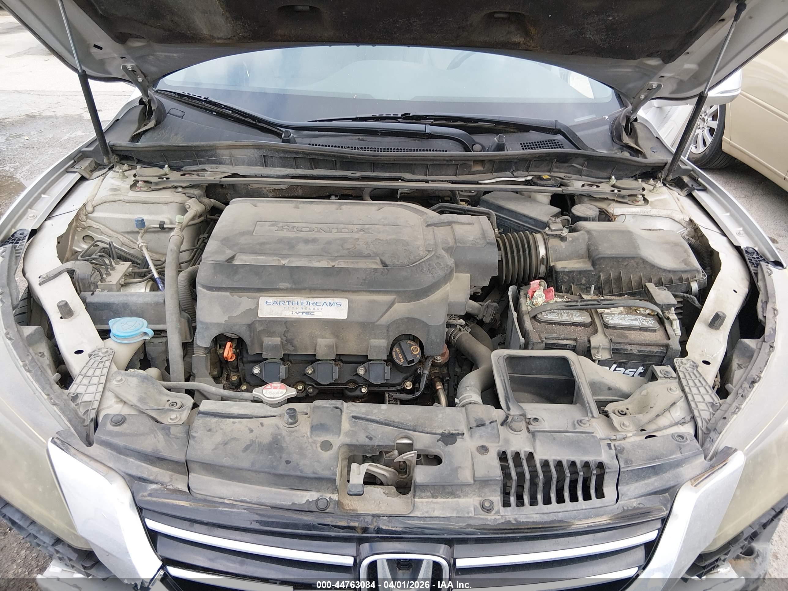 HONDA ACCORD image 10