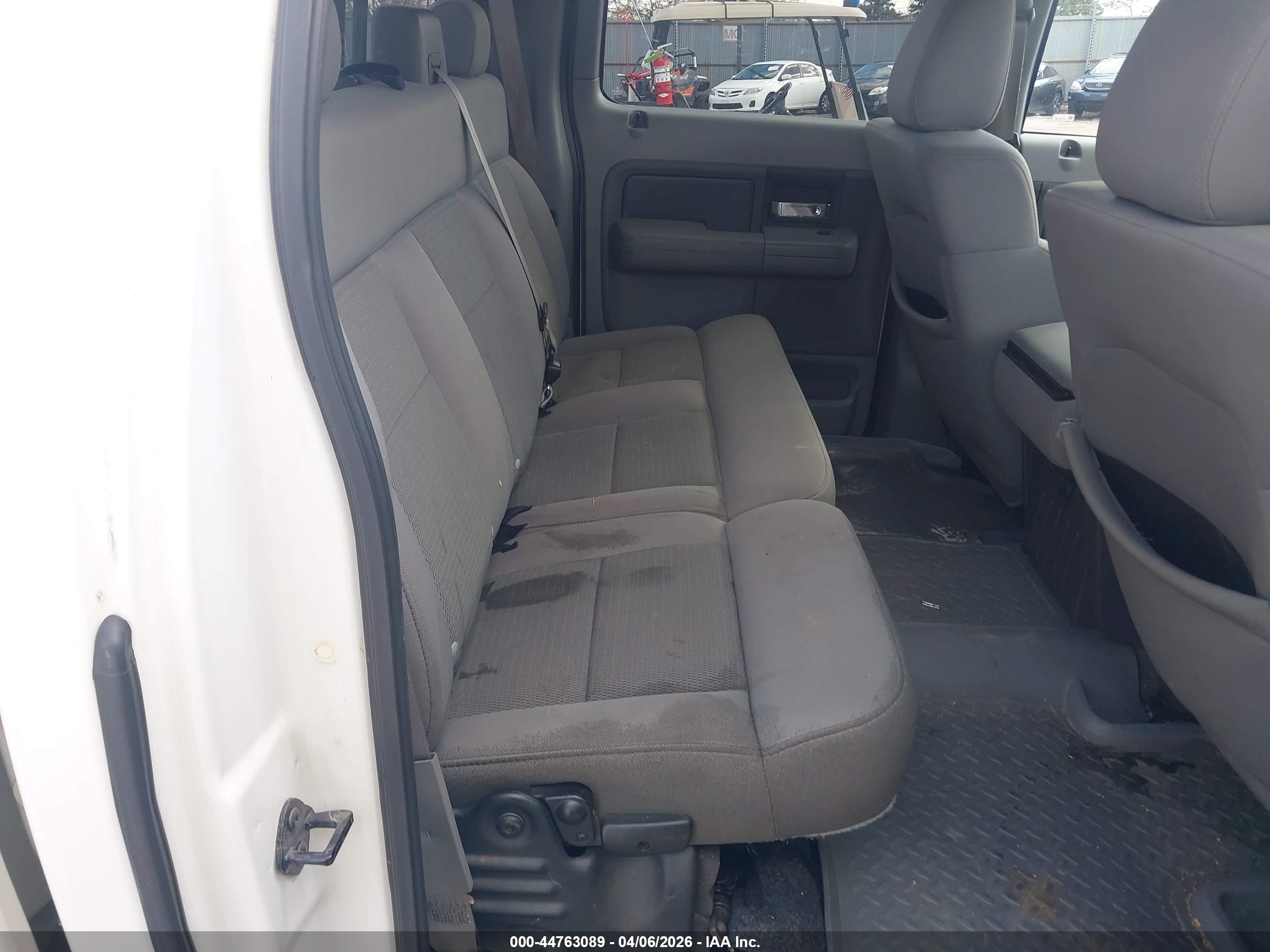 FORD F-150 image 8