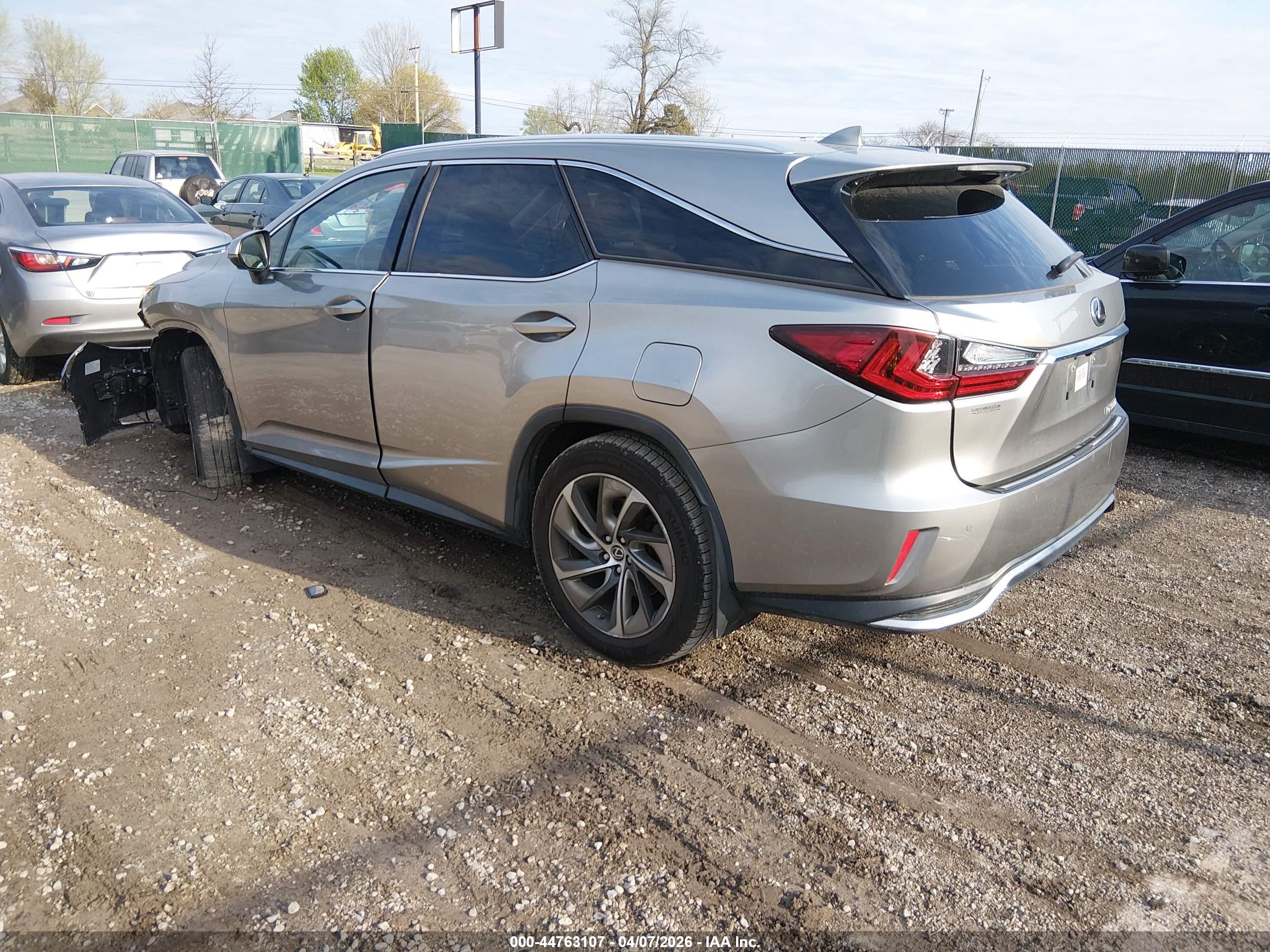 LEXUS RX image 3