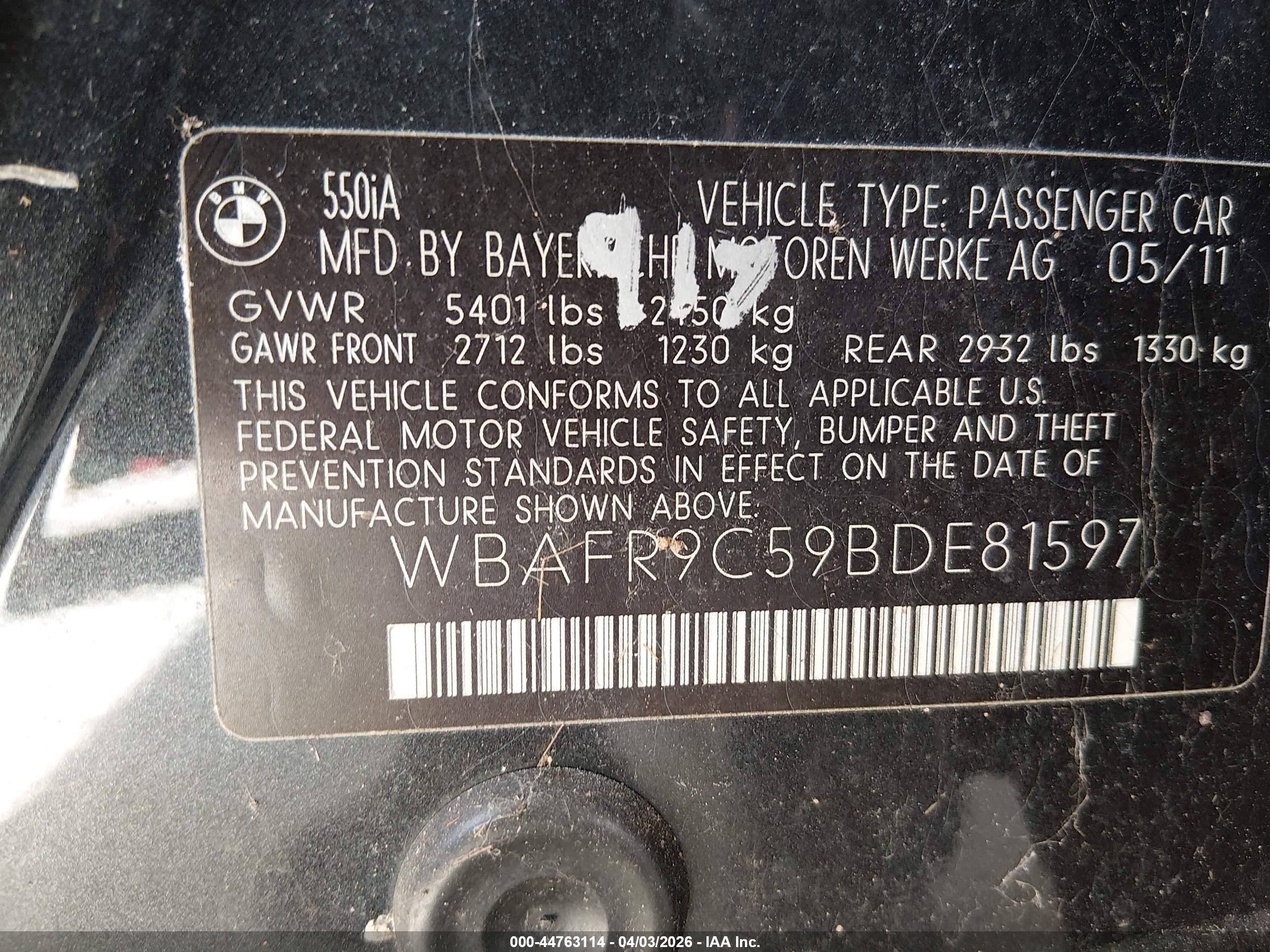 BMW 550I image 9