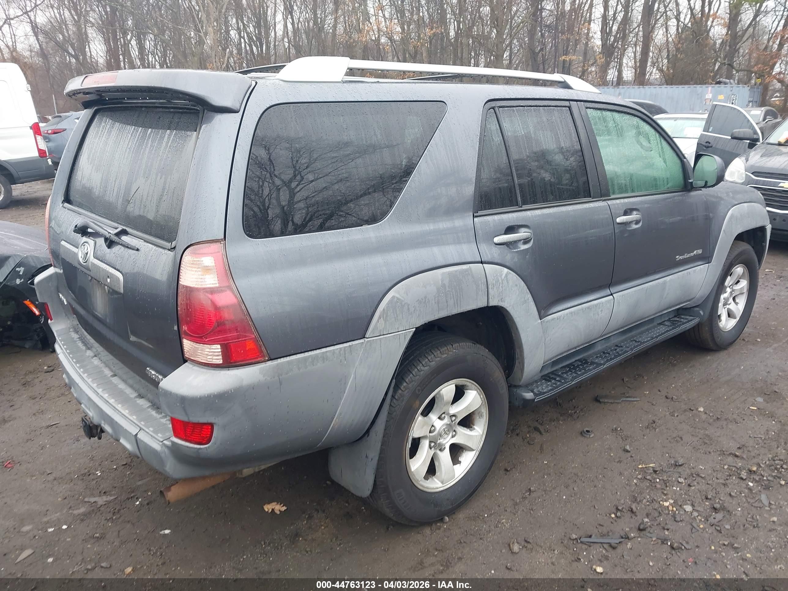 TOYOTA 4RUNNER image 4