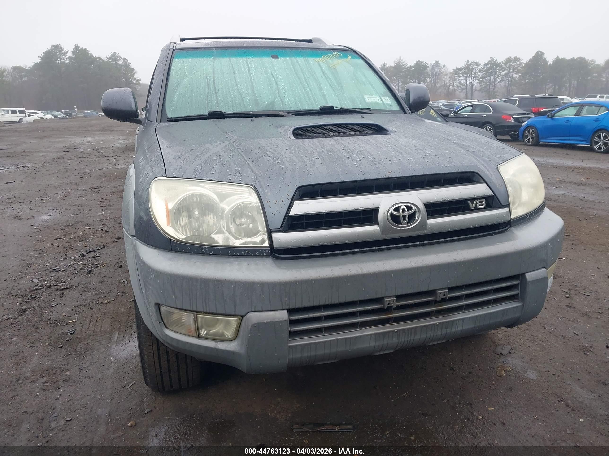 TOYOTA 4RUNNER image 6