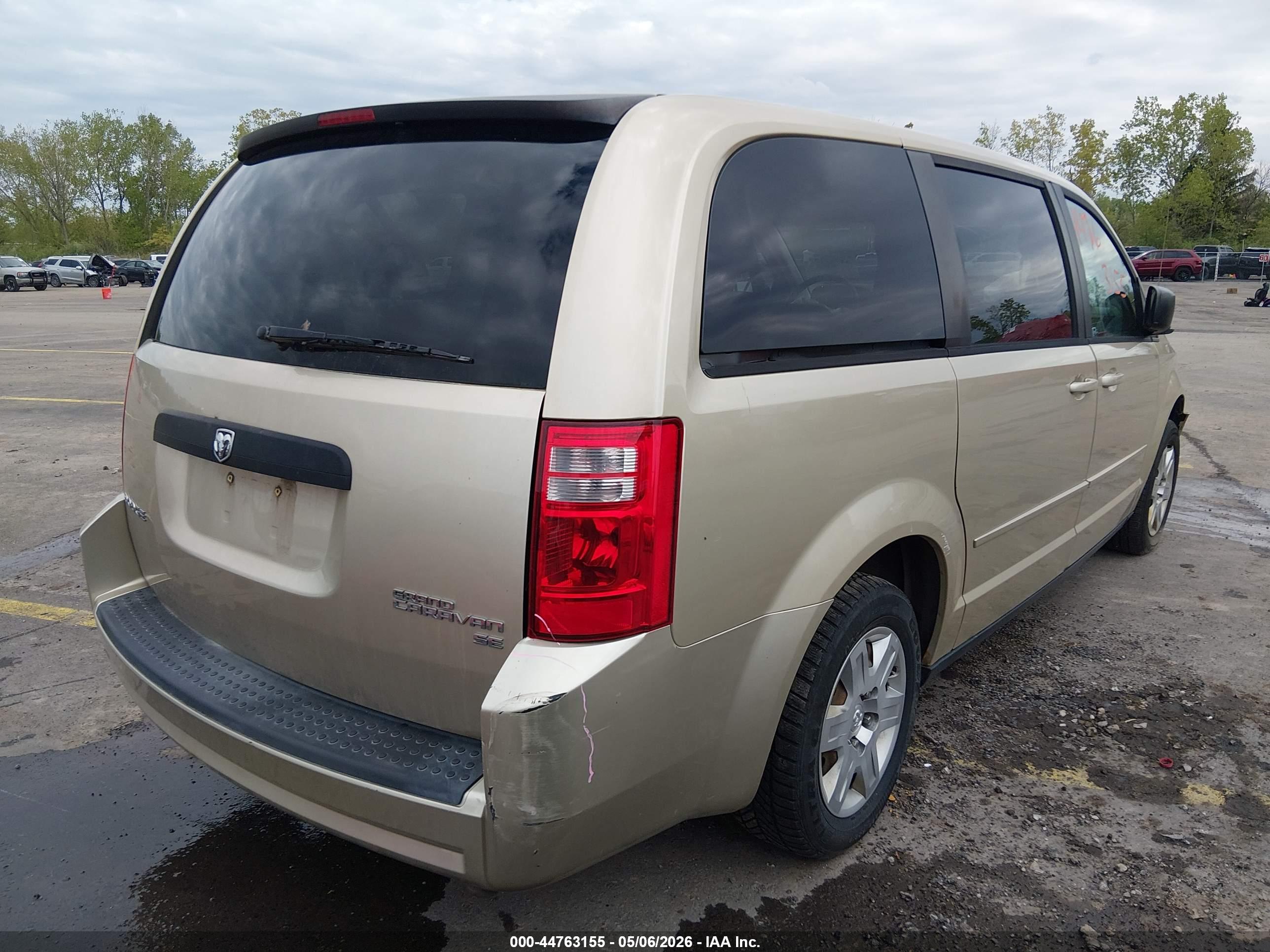 DODGE GRAND image 4