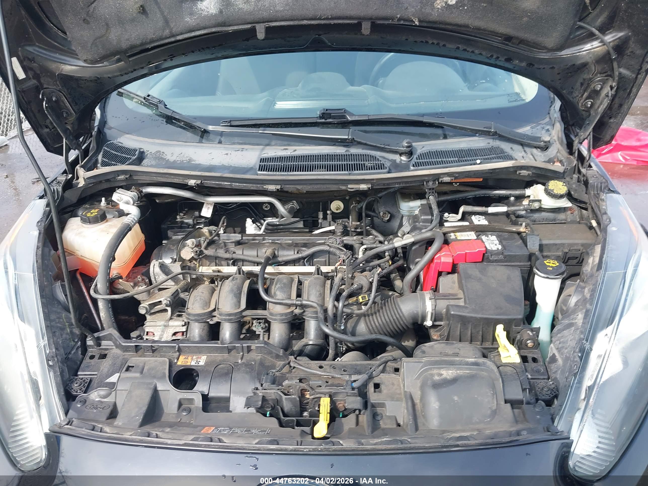 FORD FIESTA image 10