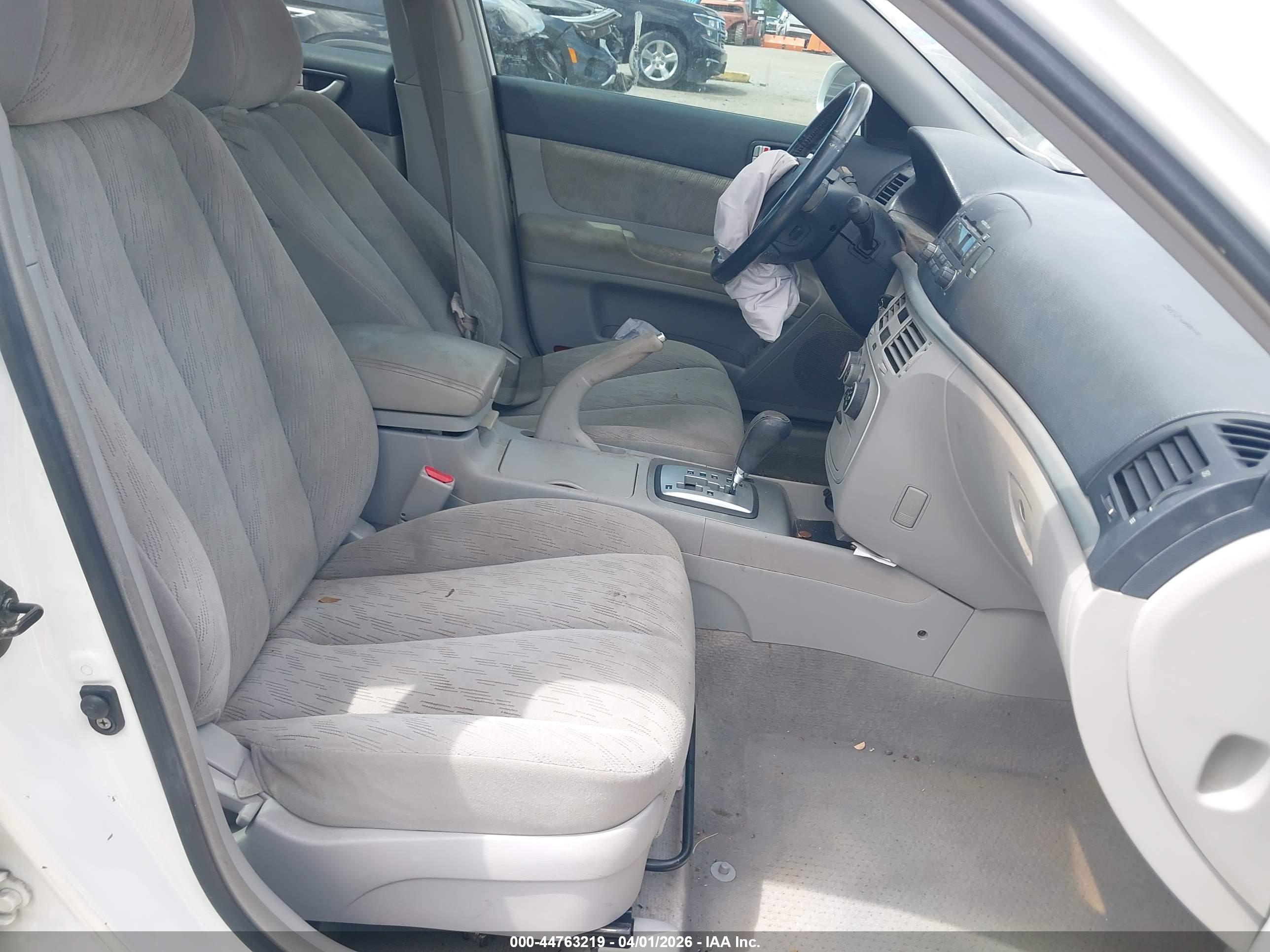 HYUNDAI SONATA image 5