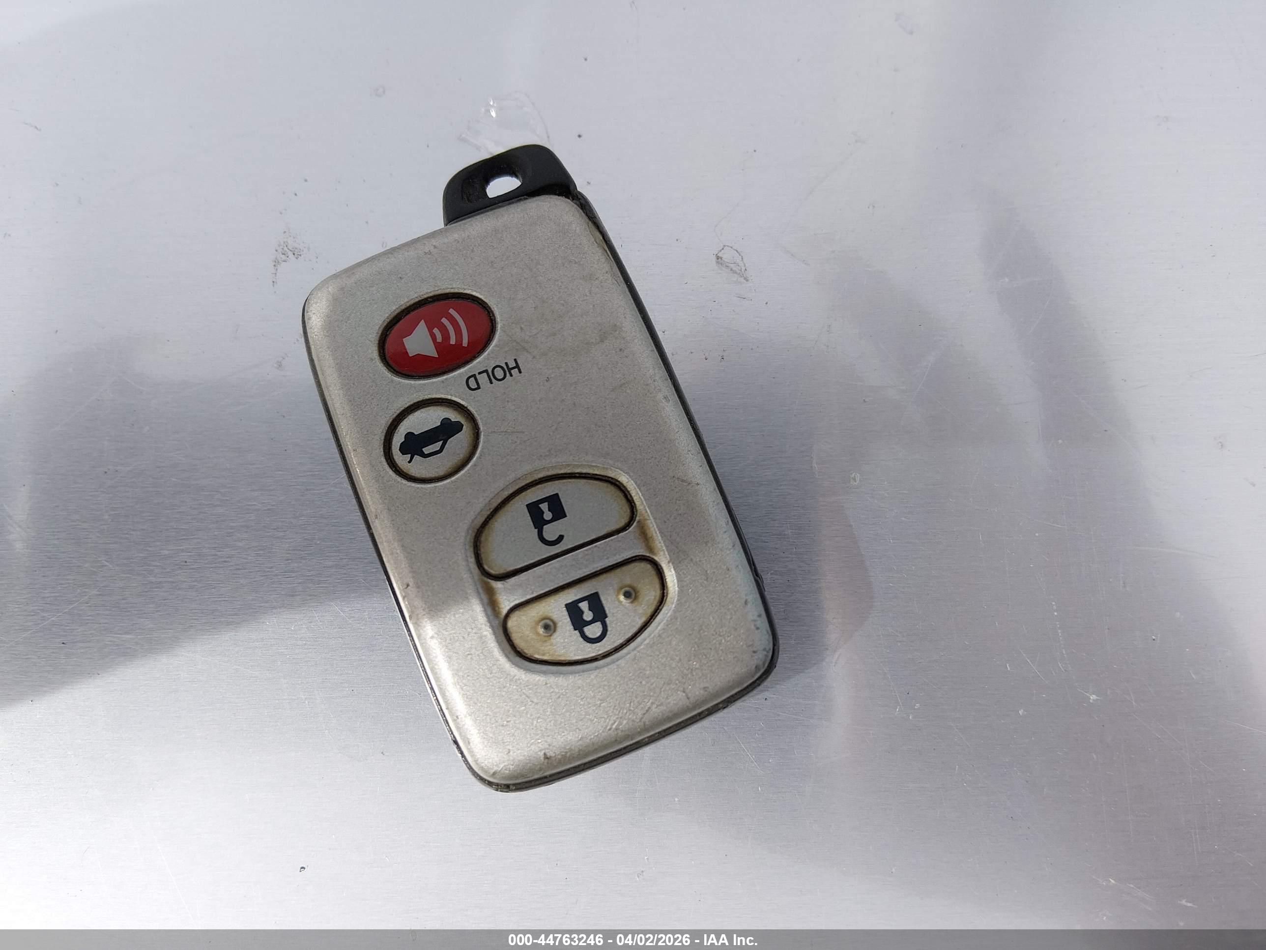 TOYOTA CAMRY image 11