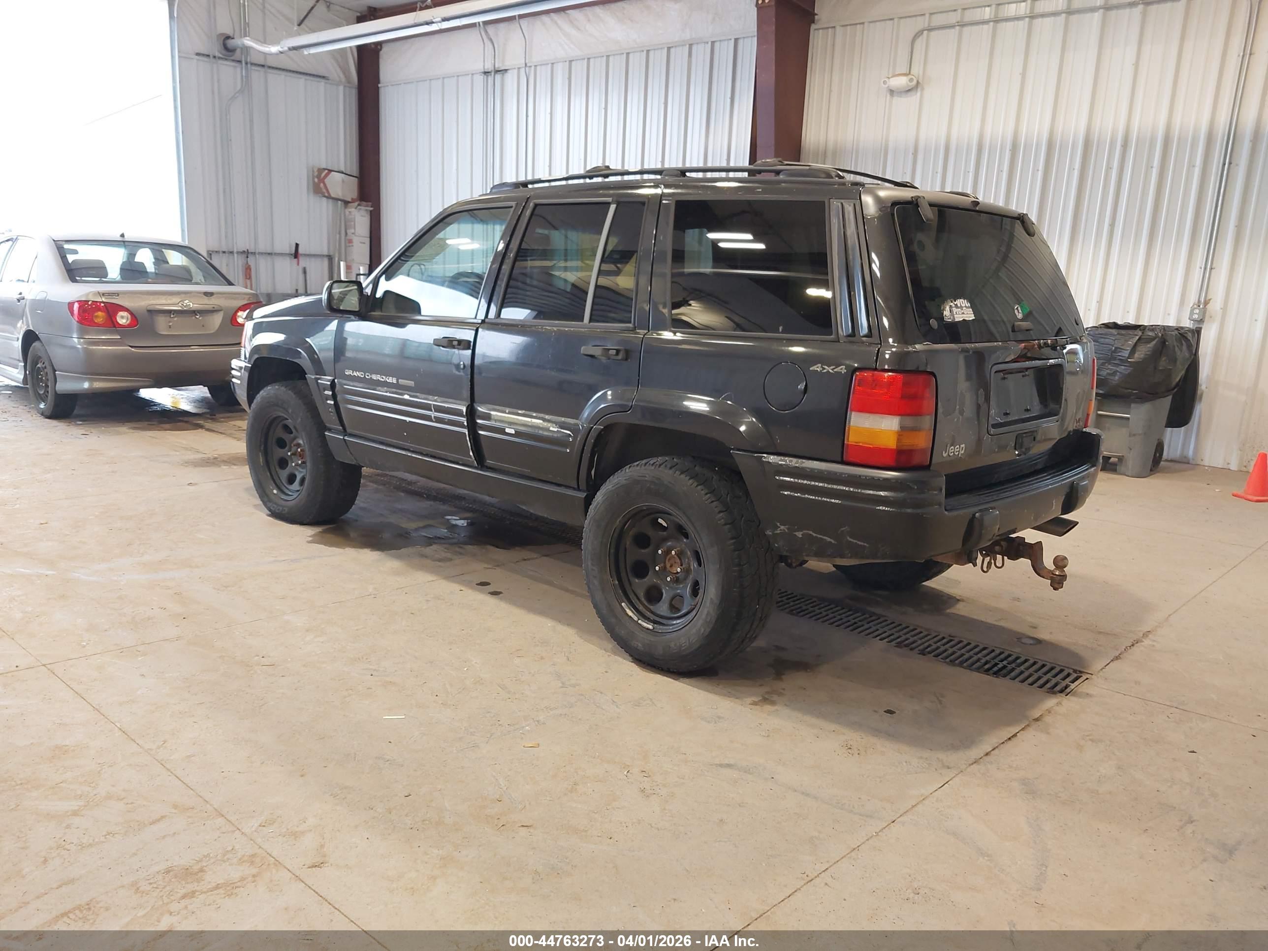 JEEP GRAND image 3