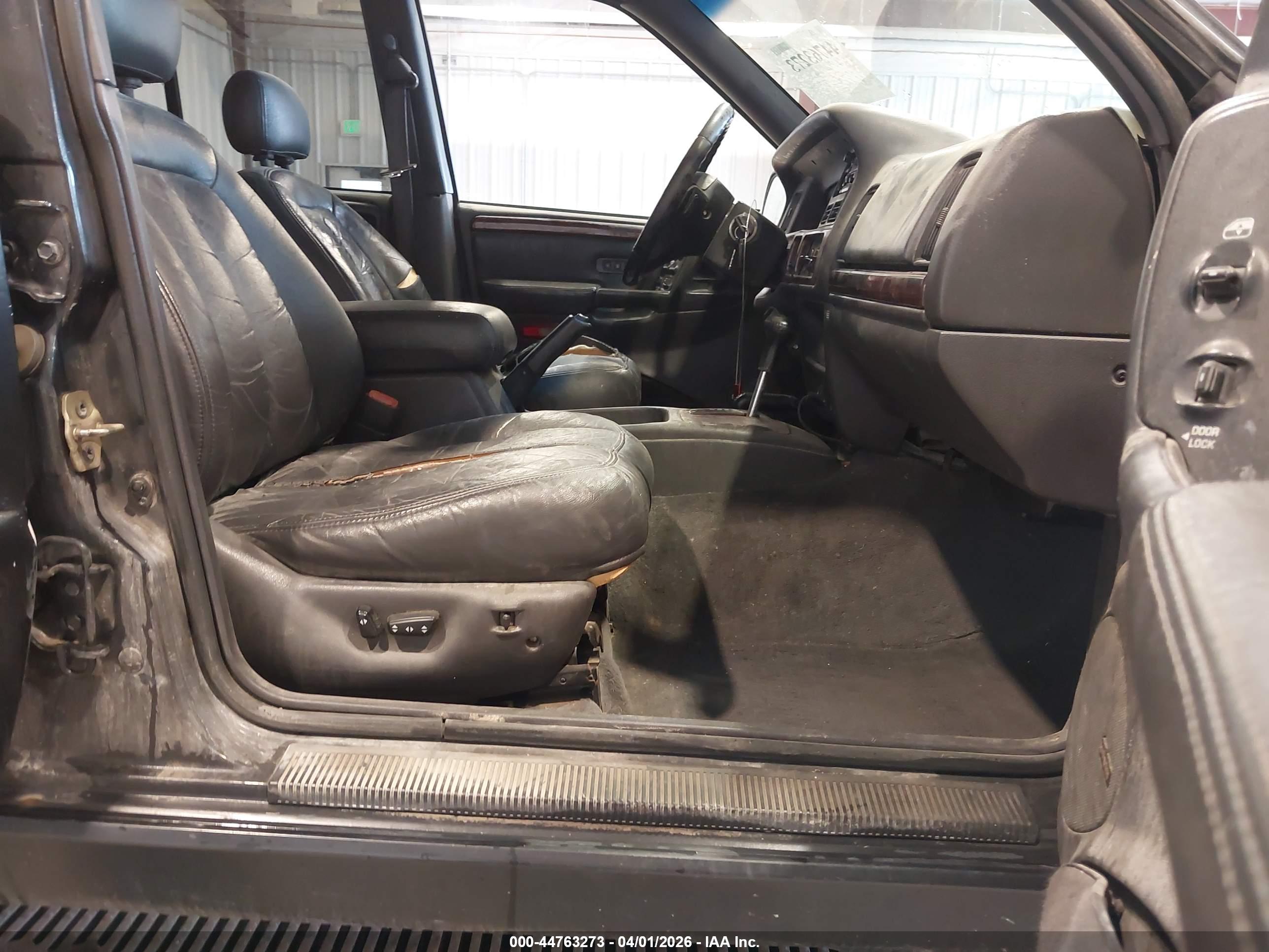 JEEP GRAND image 5