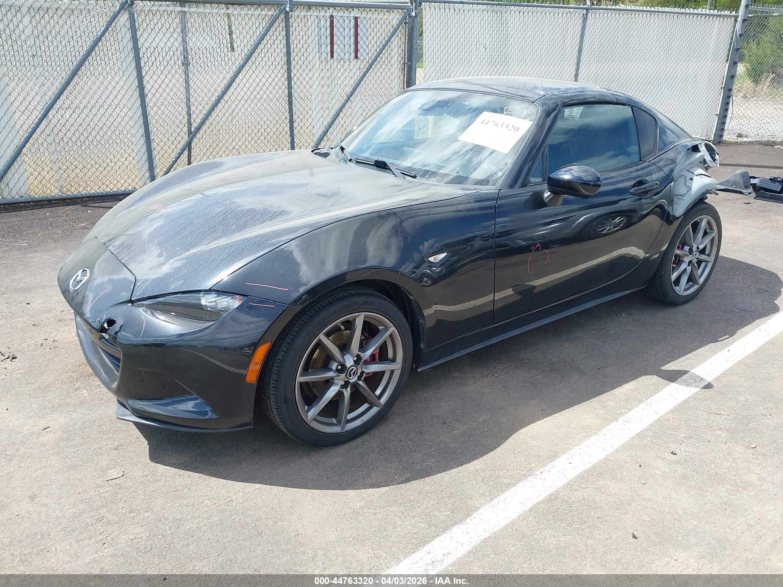 MAZDA MX-5 image 2