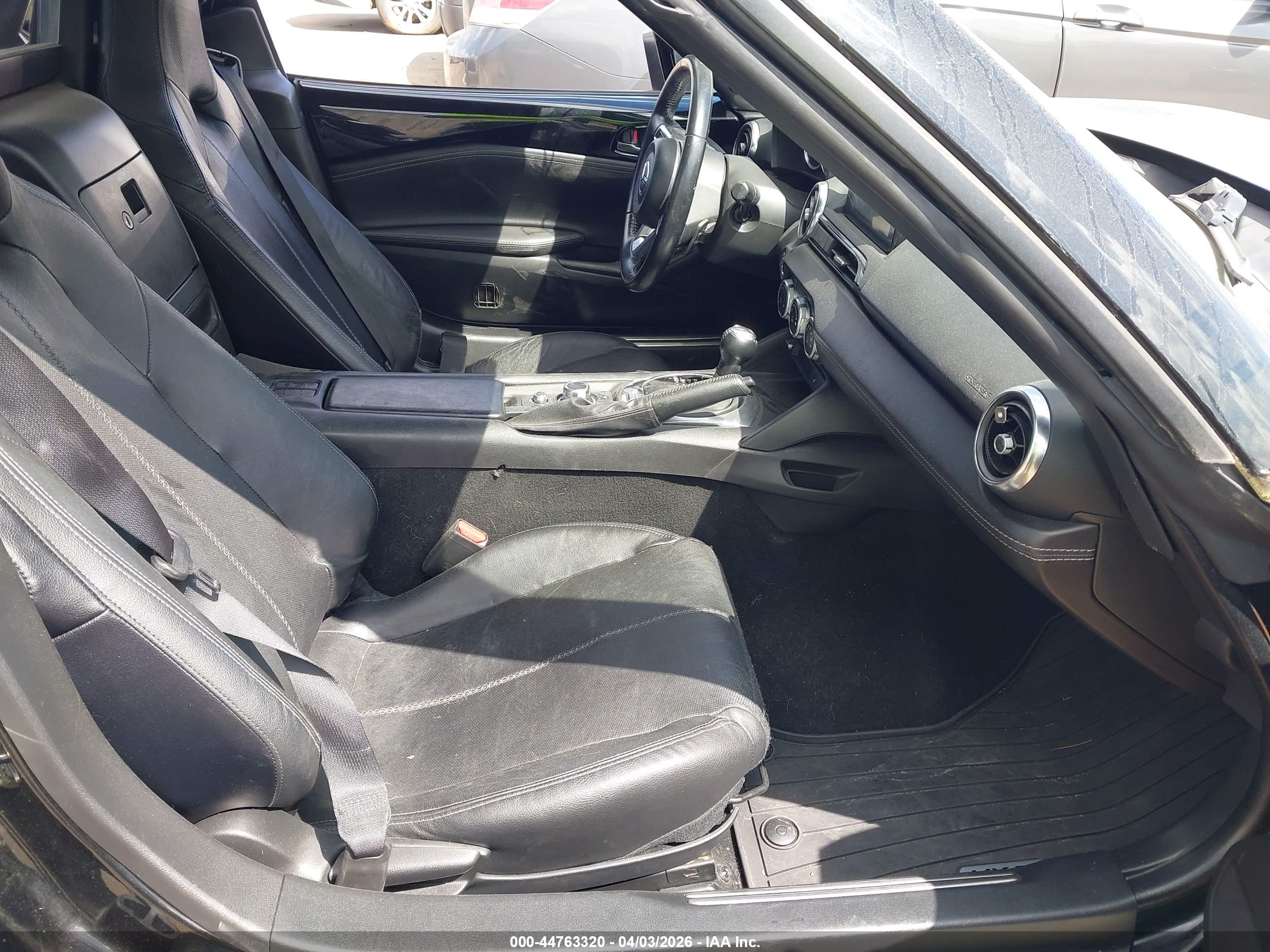 MAZDA MX-5 image 5