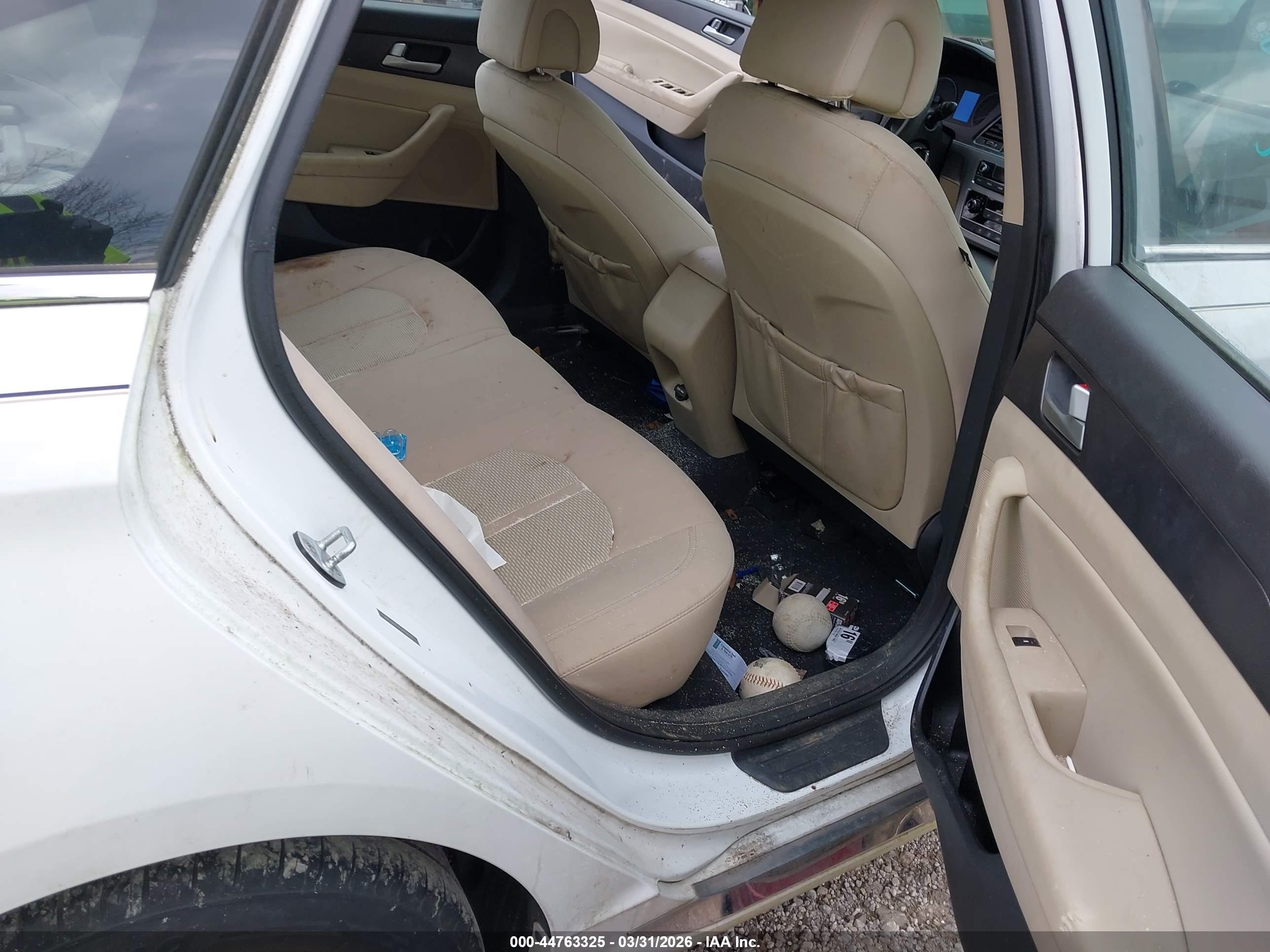 HYUNDAI SONATA image 8
