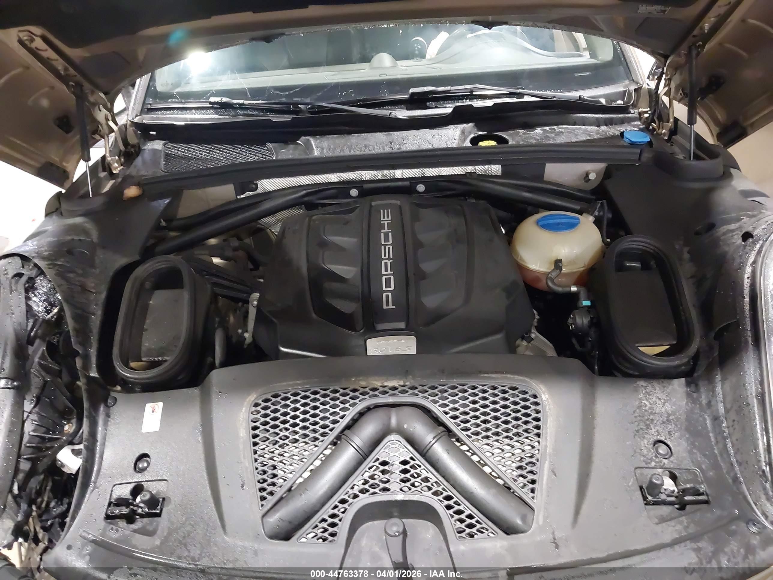 PORSCHE MACAN image 10