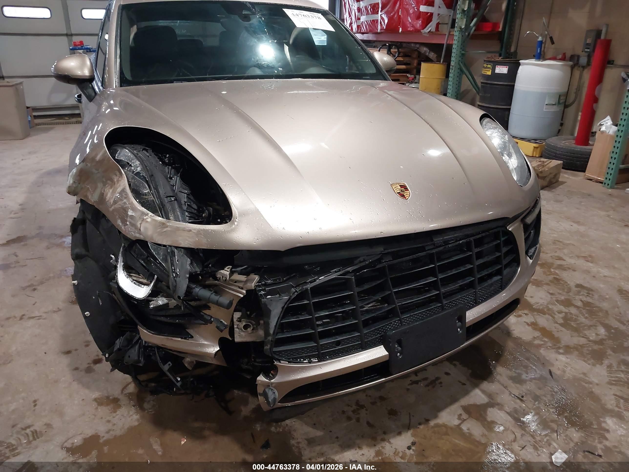 PORSCHE MACAN image 6