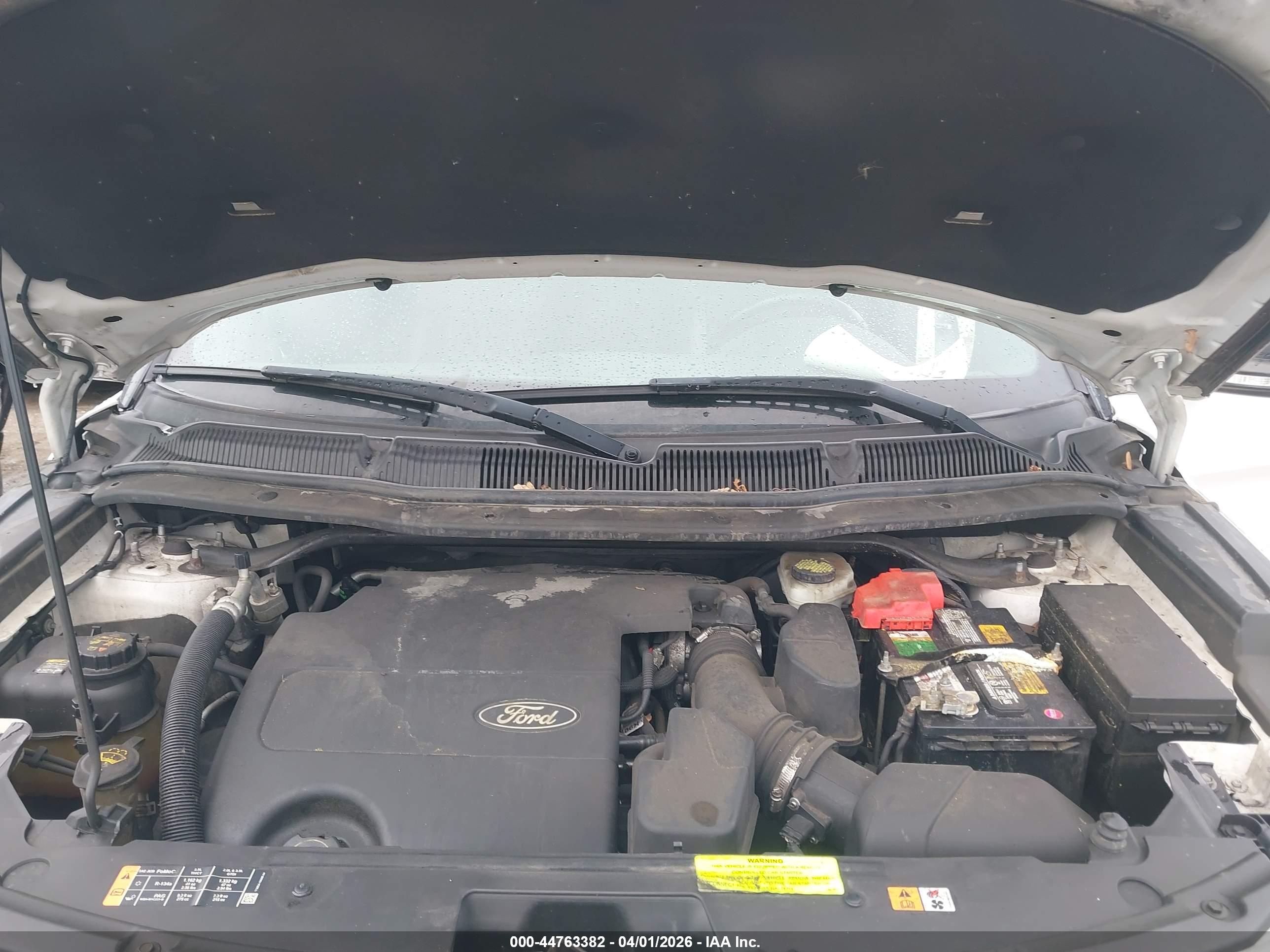 FORD EXPLORER image 10