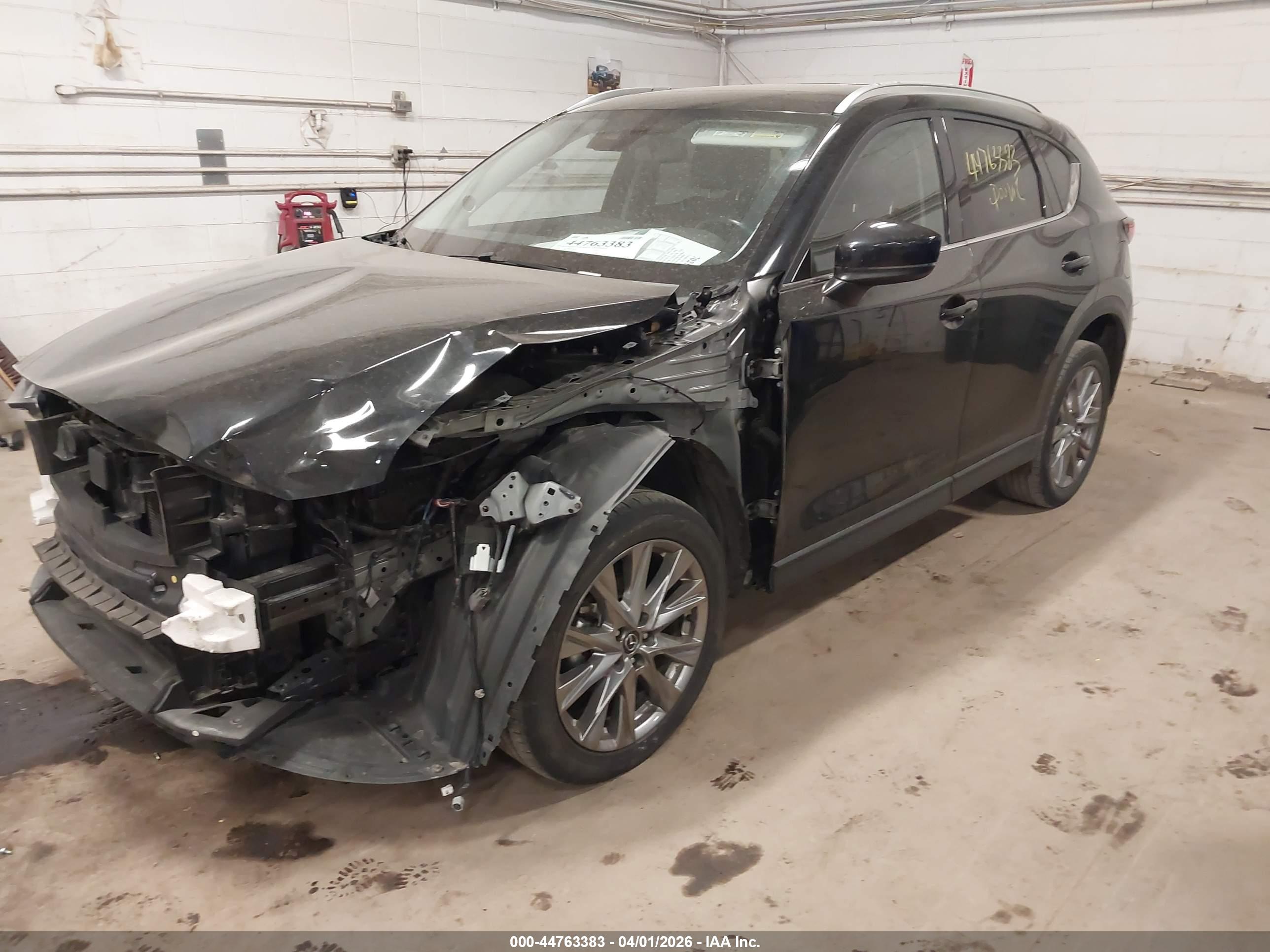 MAZDA CX-5 image 2