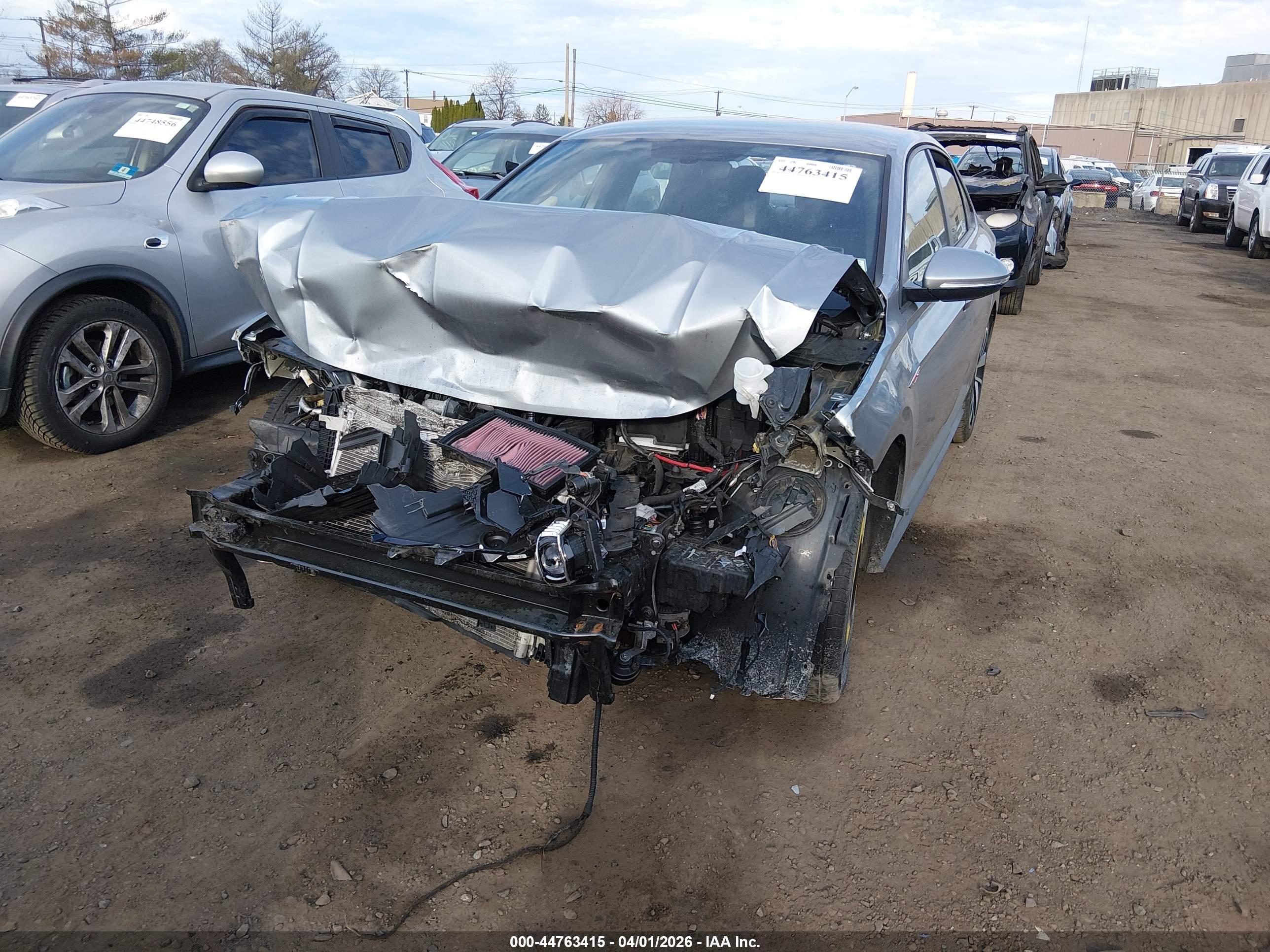 VOLKSWAGEN JETTA image 6