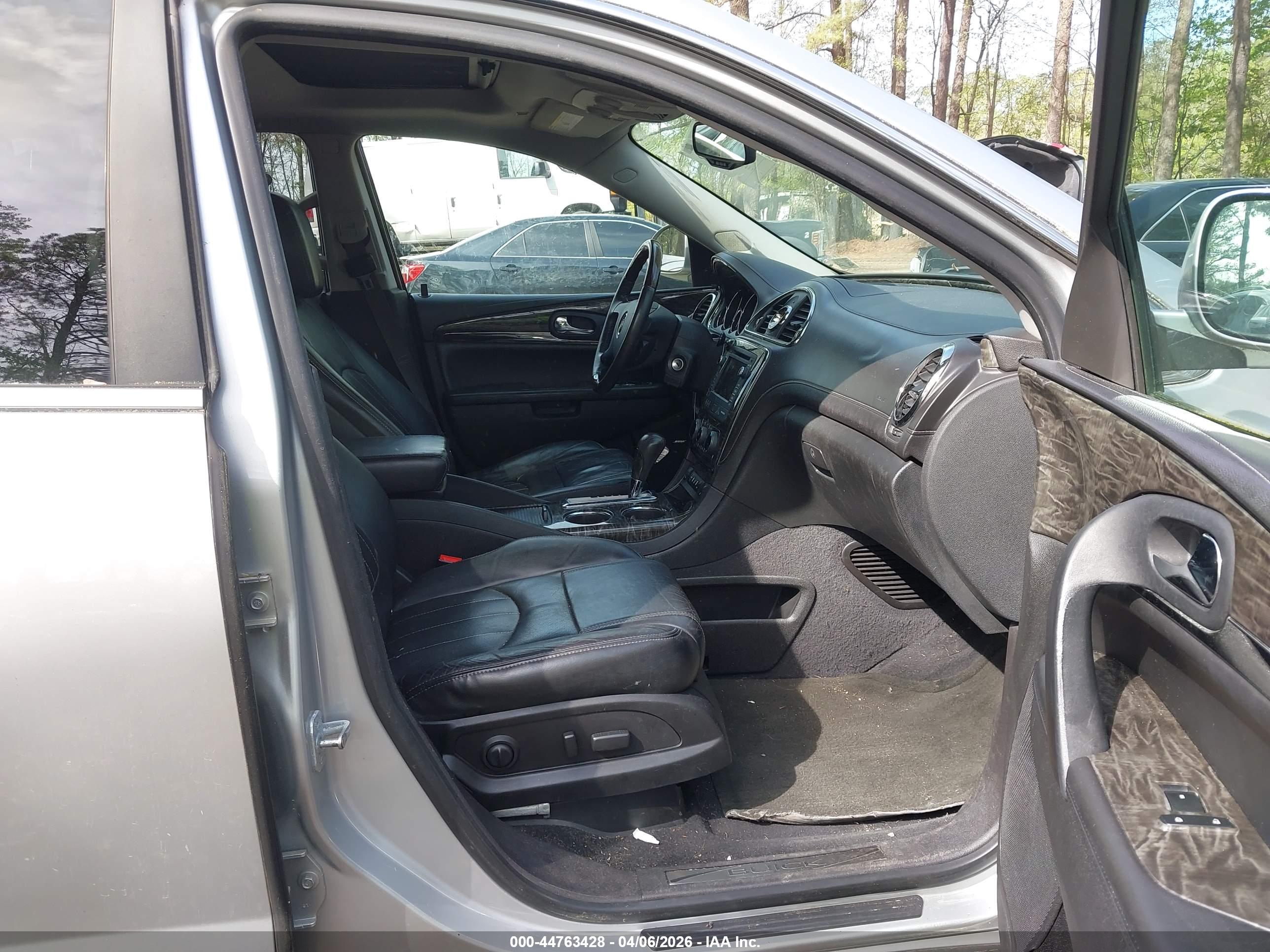 BUICK ENCLAVE image 5