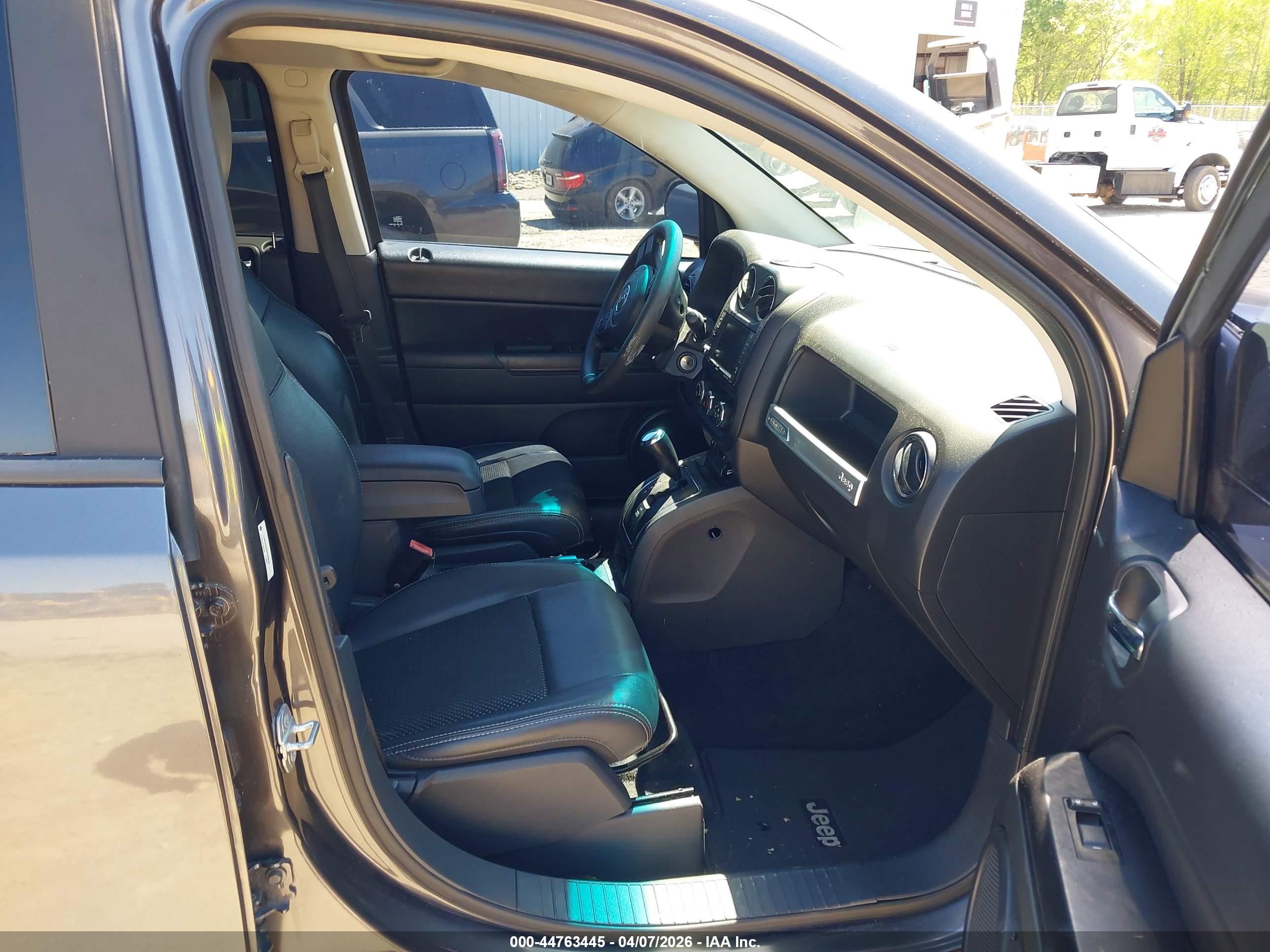 JEEP COMPASS image 5