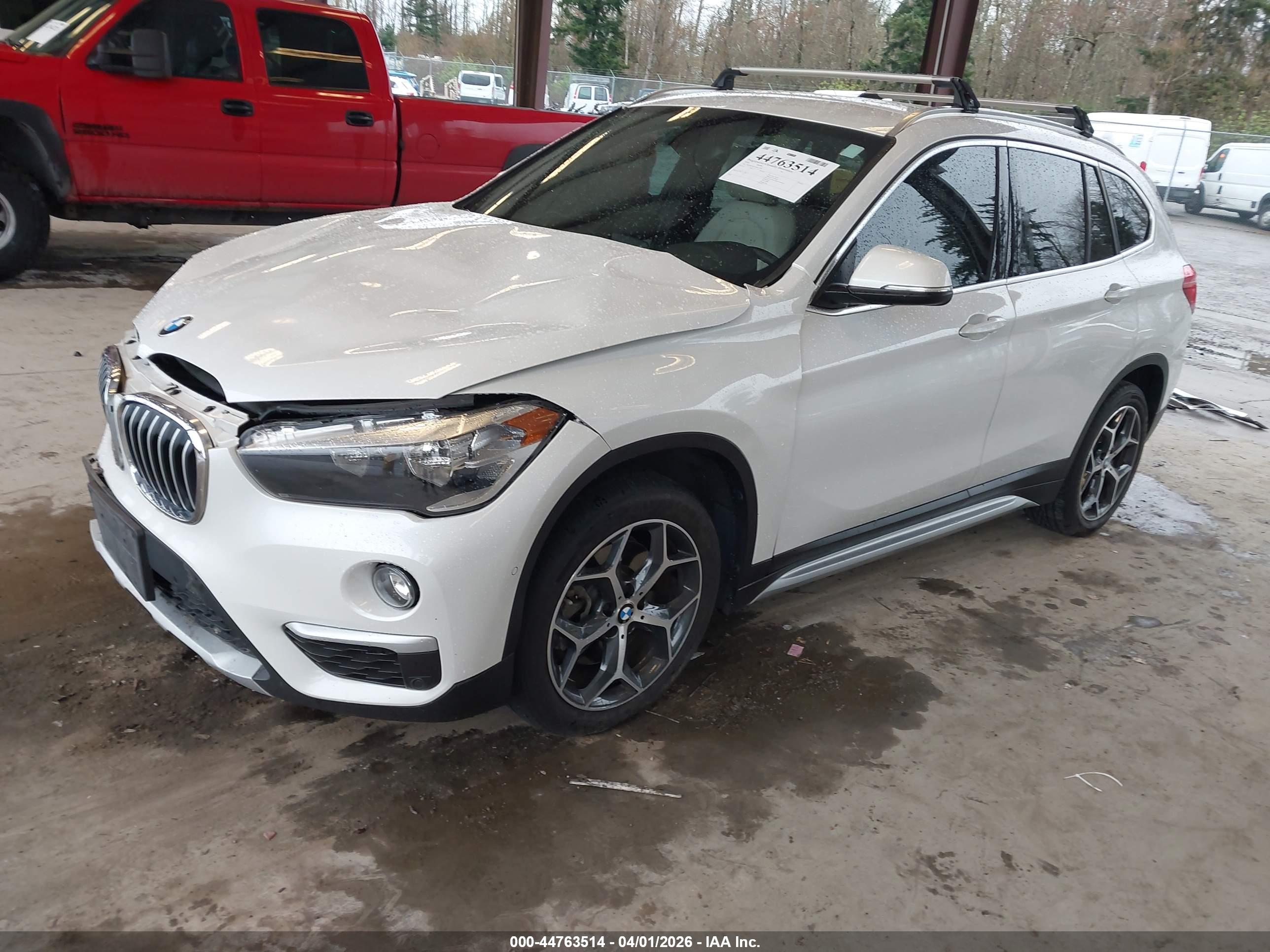 BMW X1 image 2