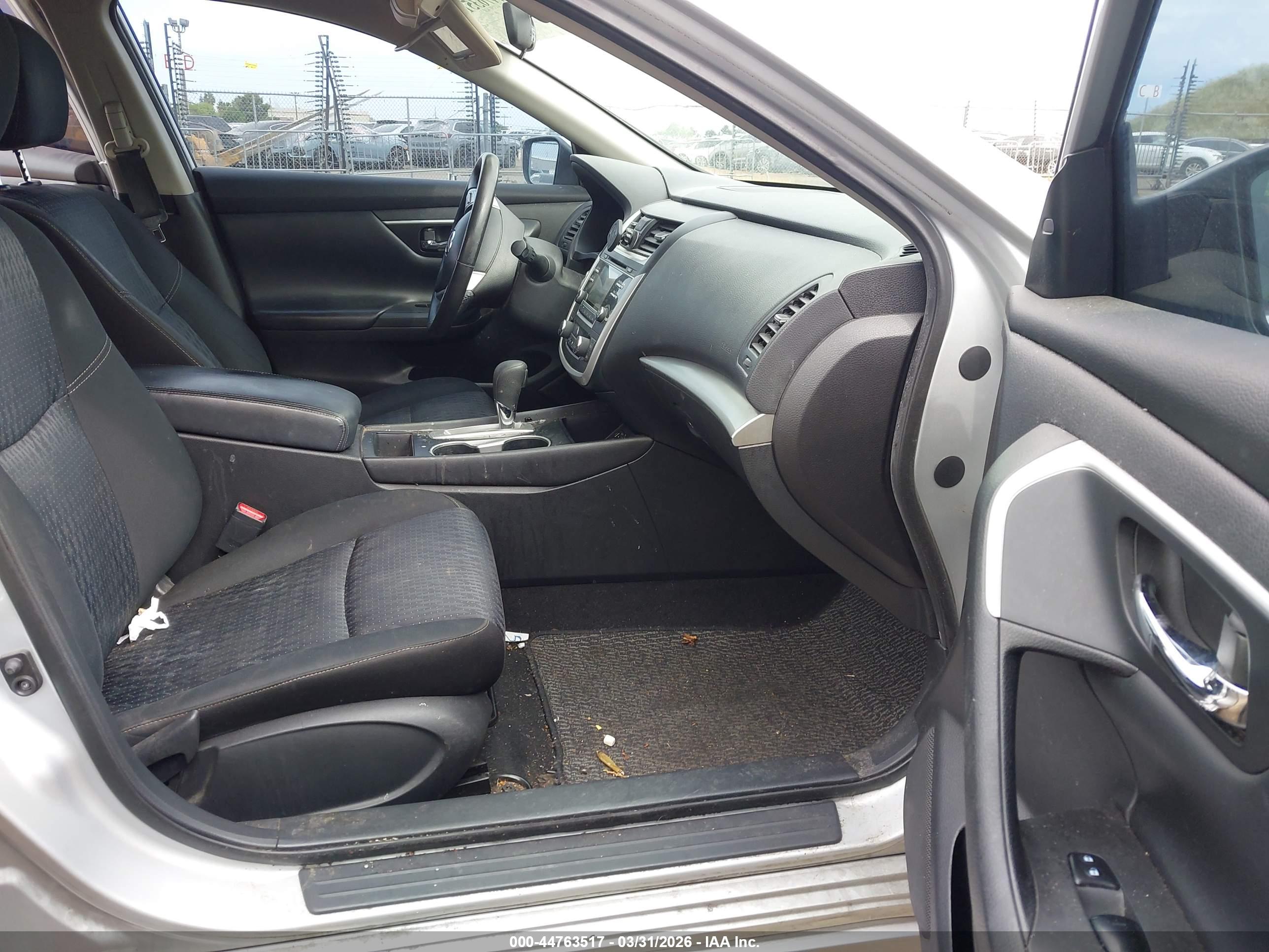NISSAN ALTIMA image 5