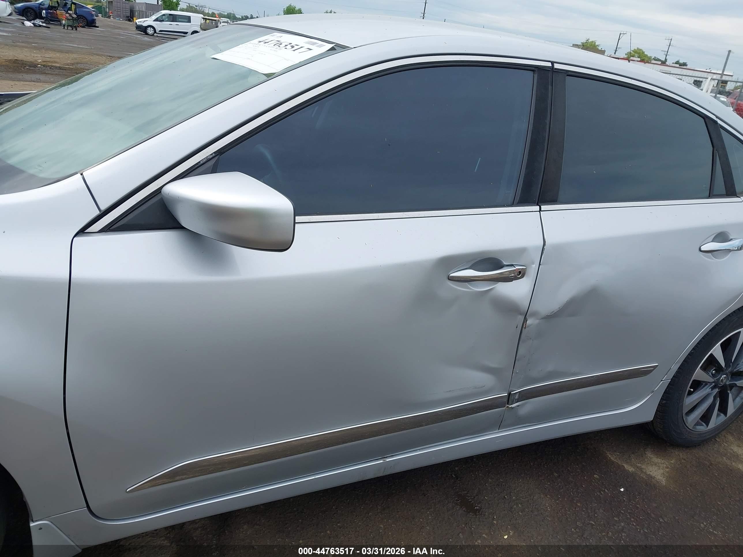 NISSAN ALTIMA image 6