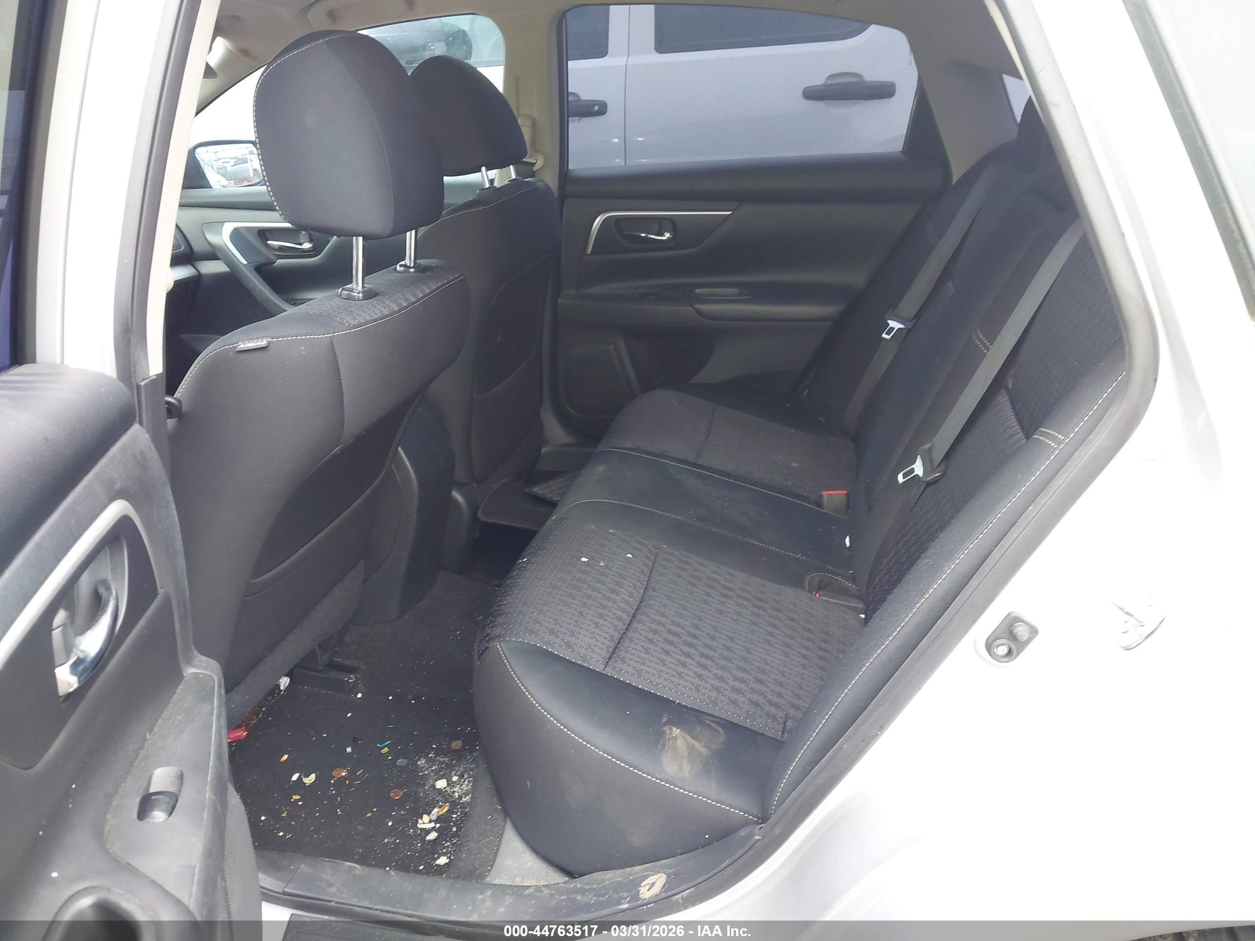 NISSAN ALTIMA image 8