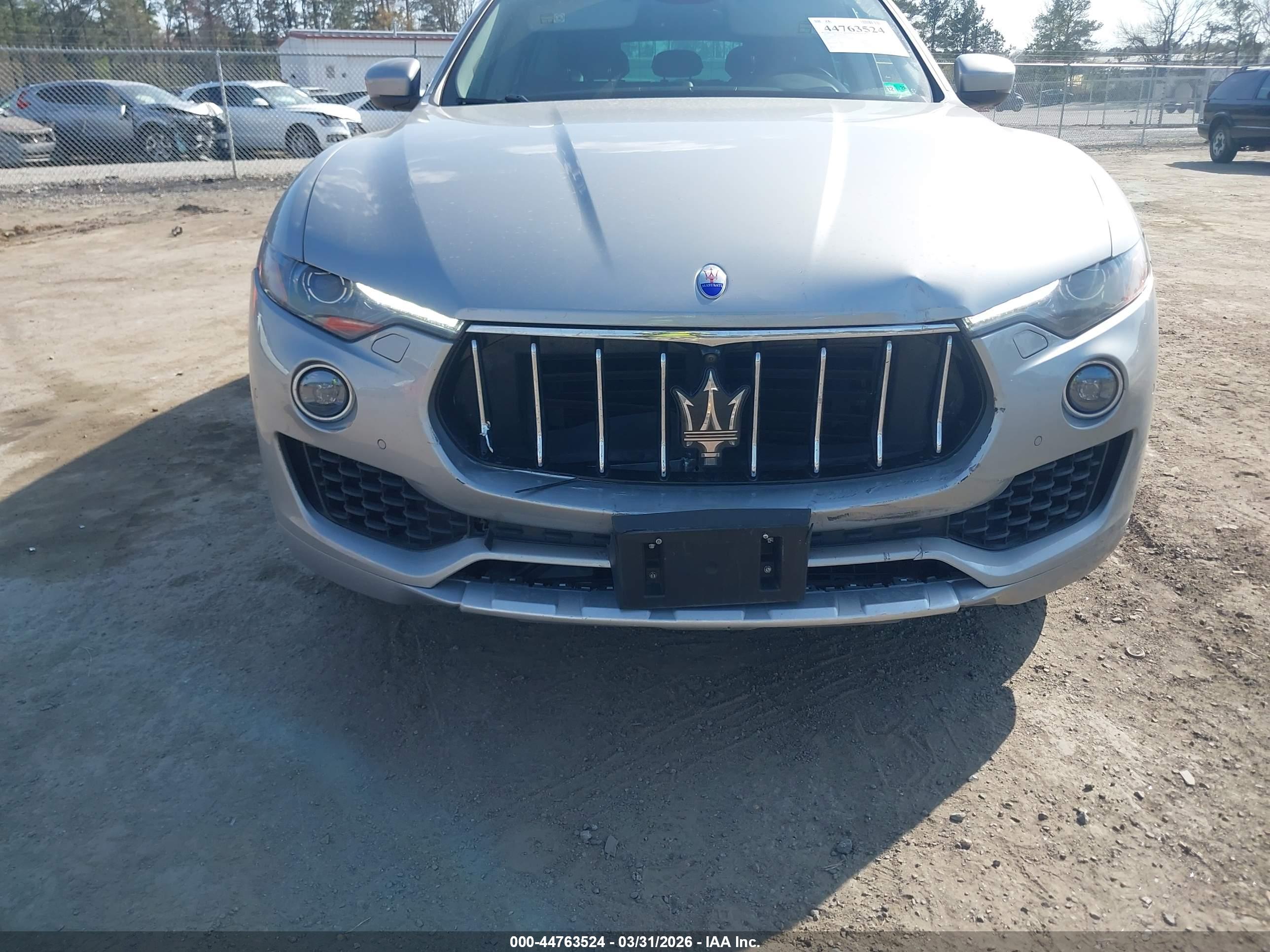 MASERATI LEVANTE image 6