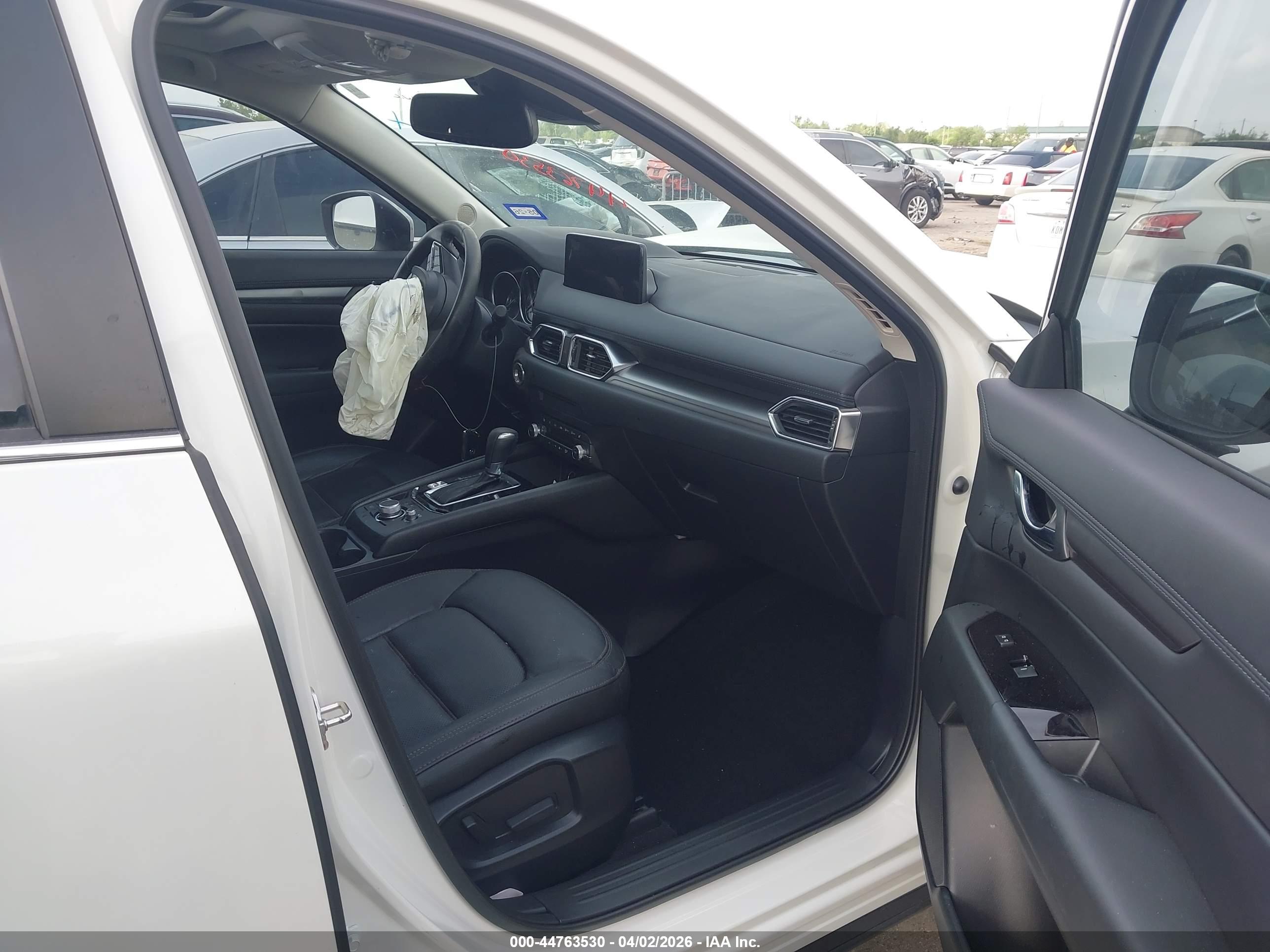MAZDA CX-5 image 5