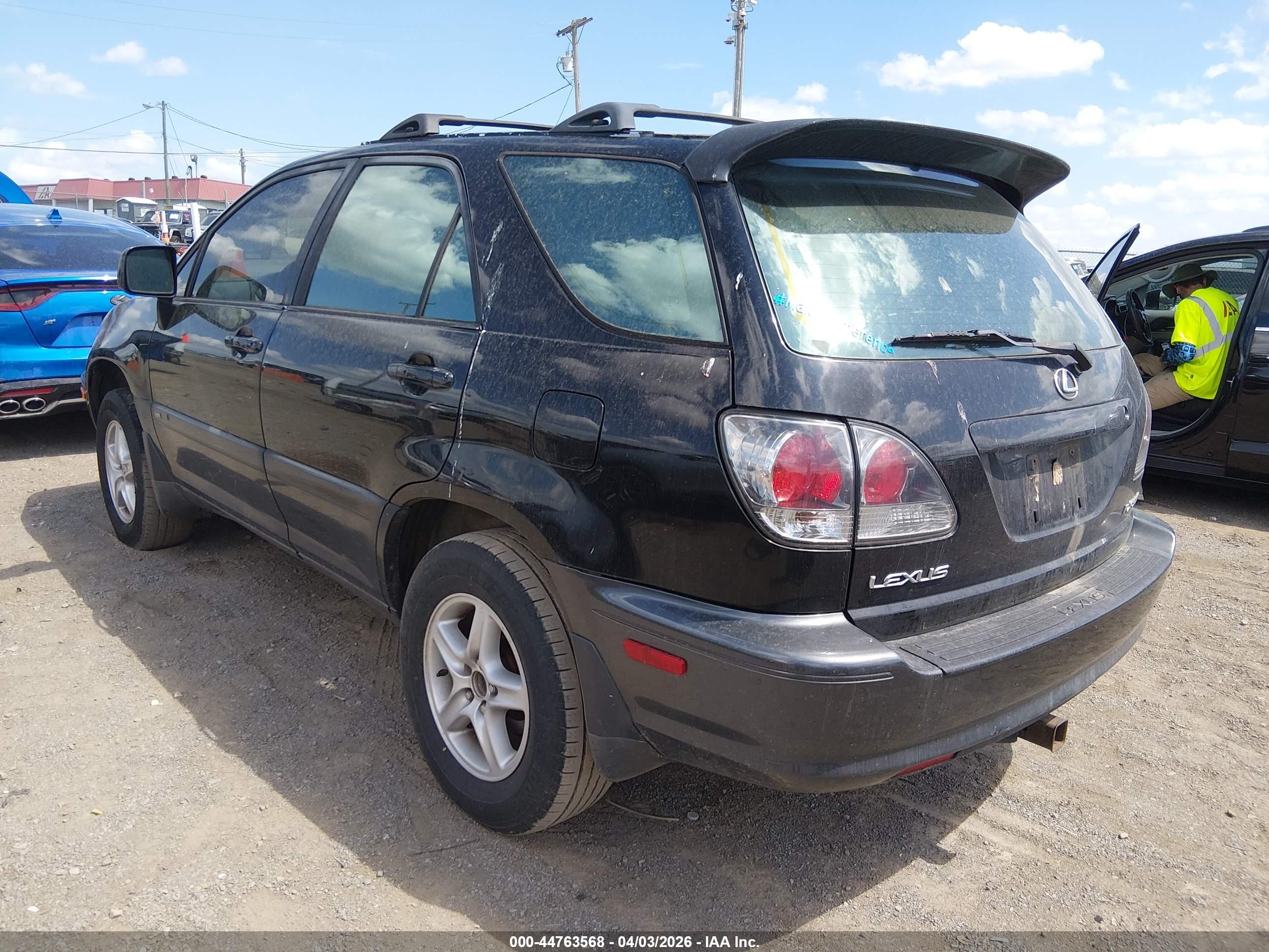 LEXUS RX image 3