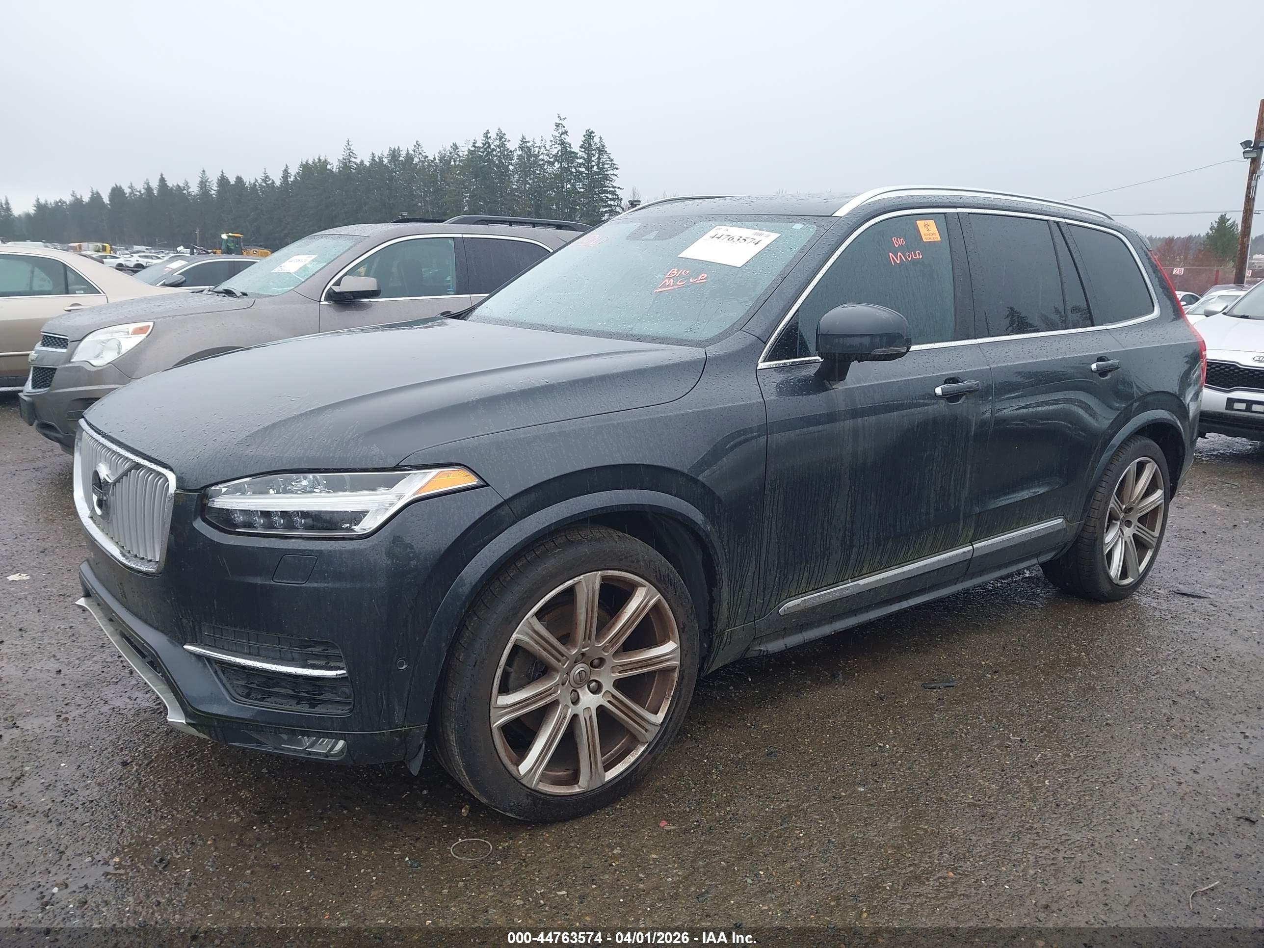 VOLVO XC90 image 2