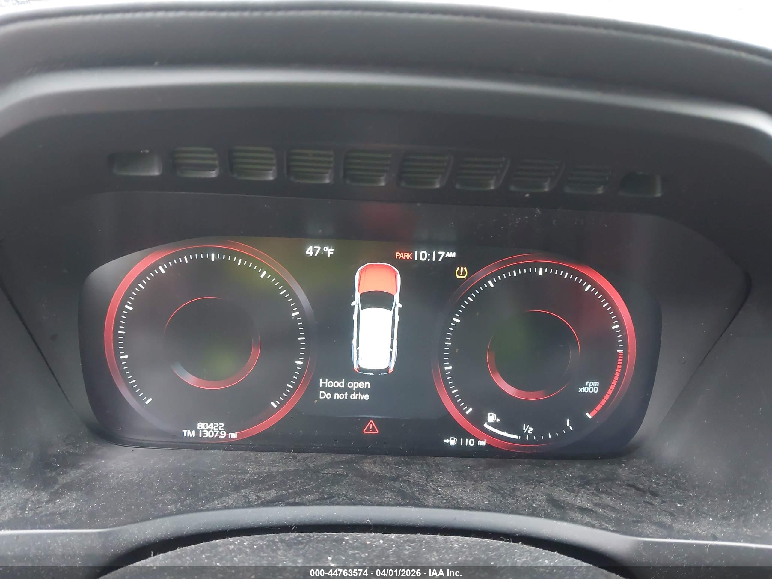 VOLVO XC90 image 7