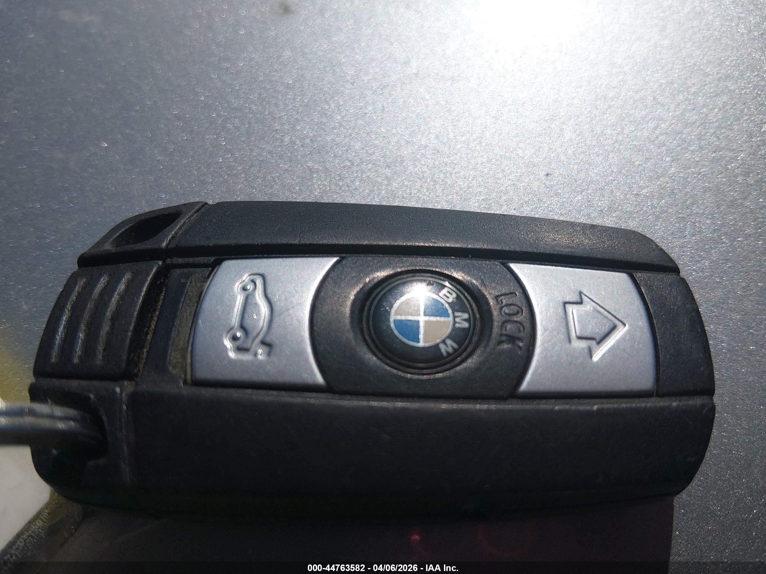 BMW 328I image 11