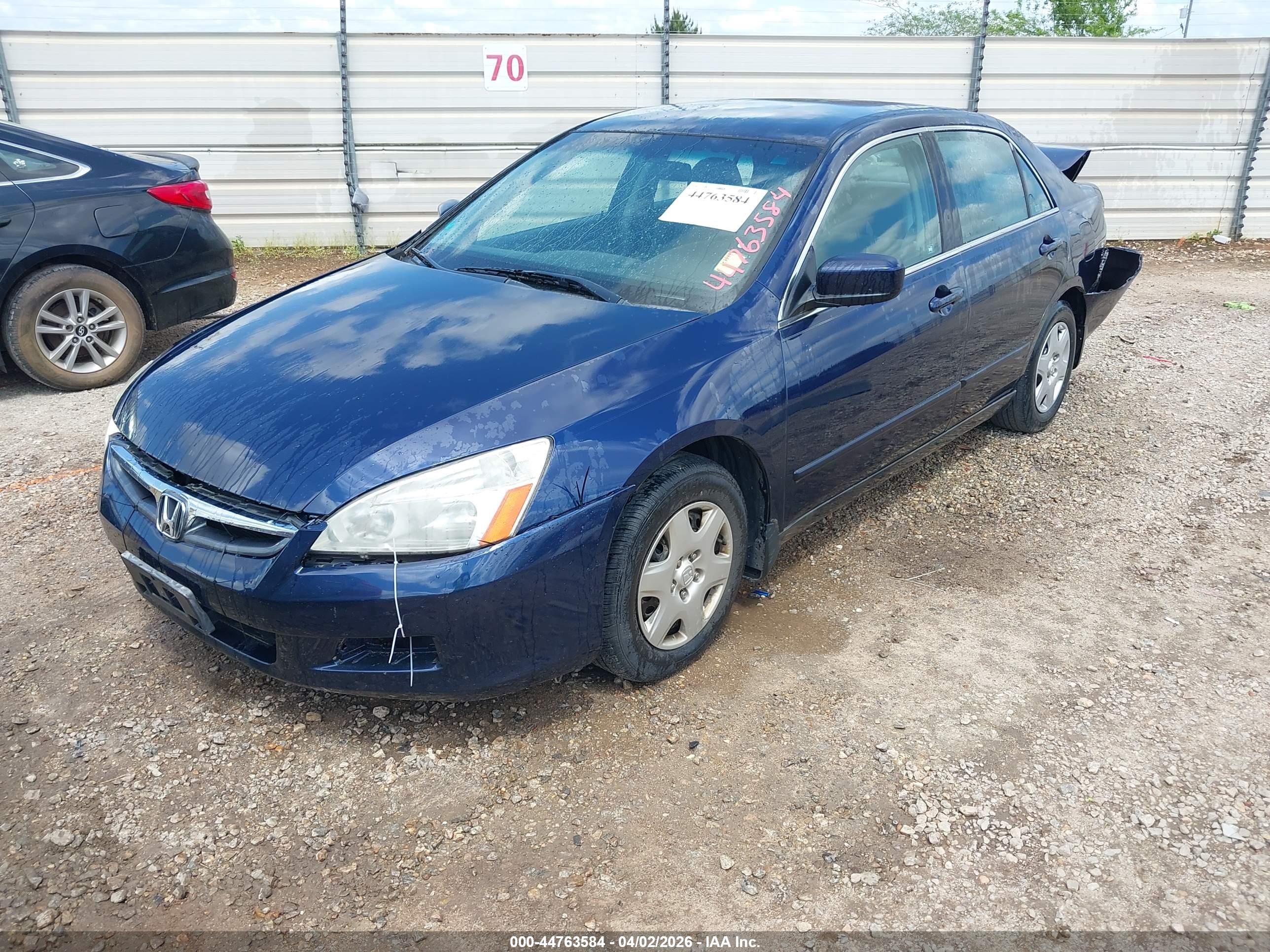 HONDA ACCORD image 2