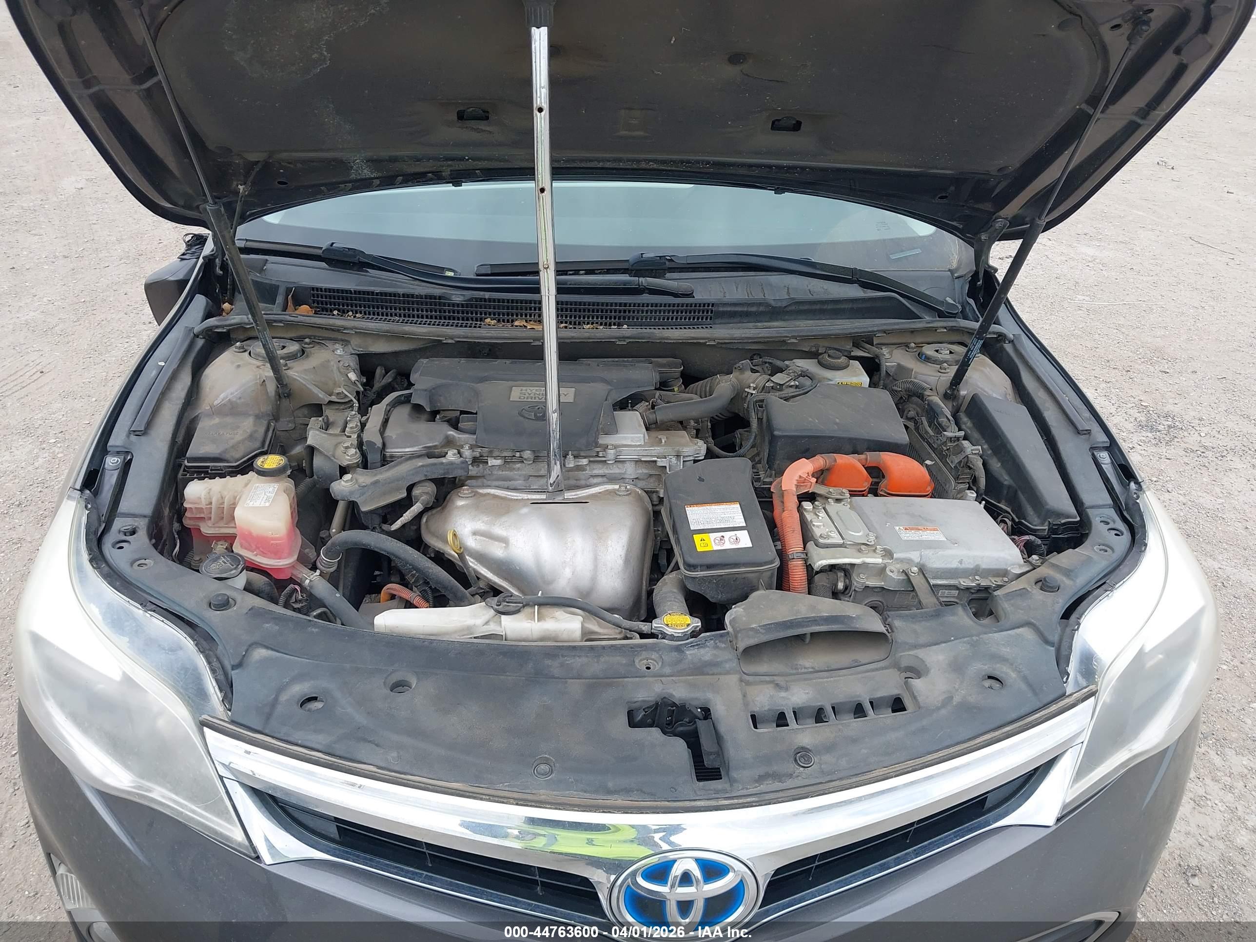TOYOTA AVALON image 10