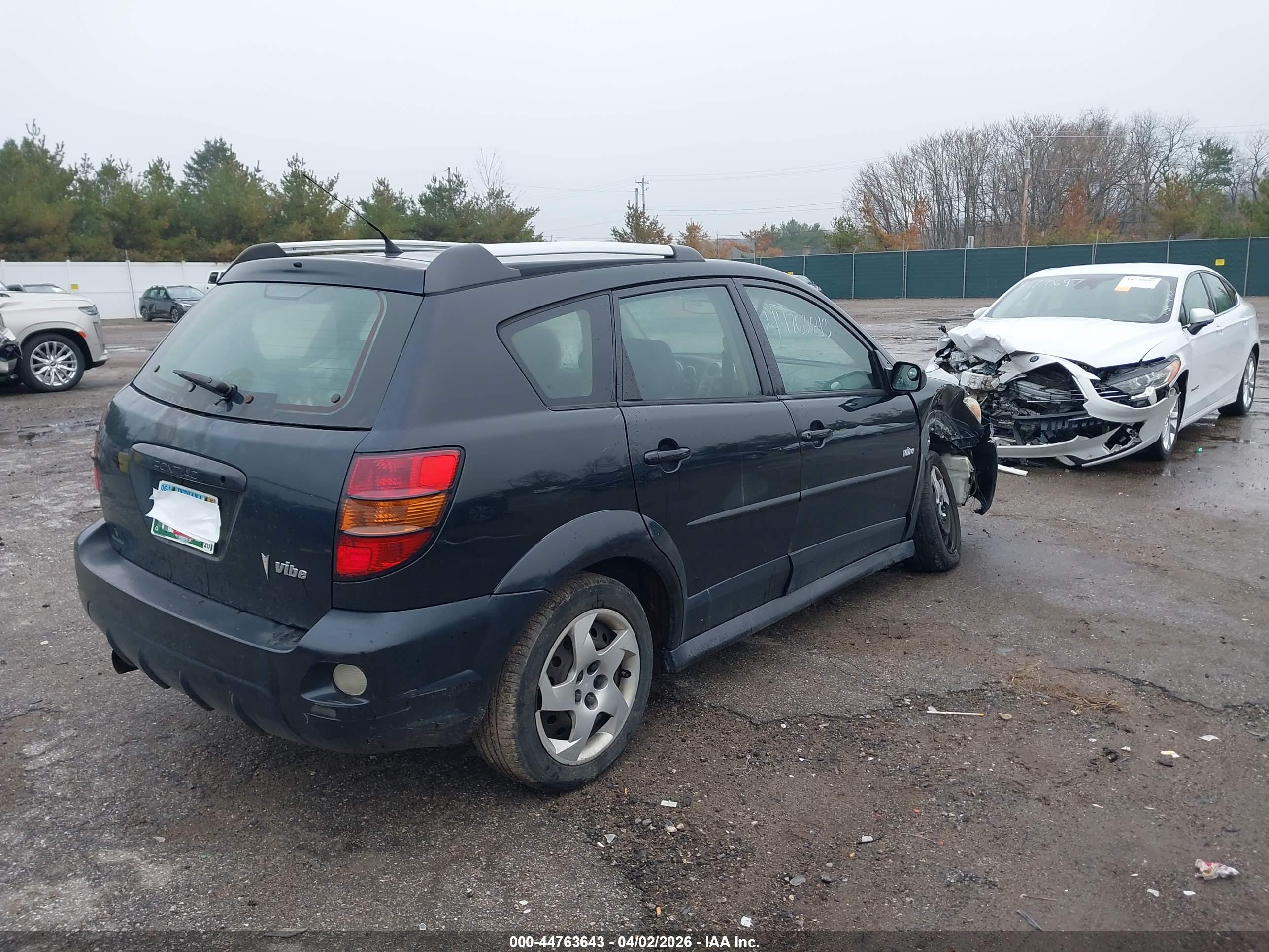 PONTIAC VIBE image 4