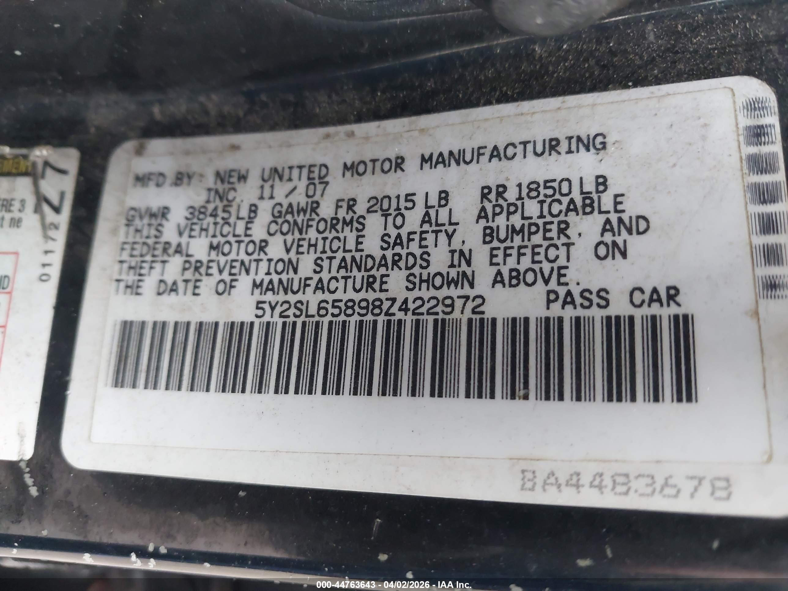 PONTIAC VIBE image 9