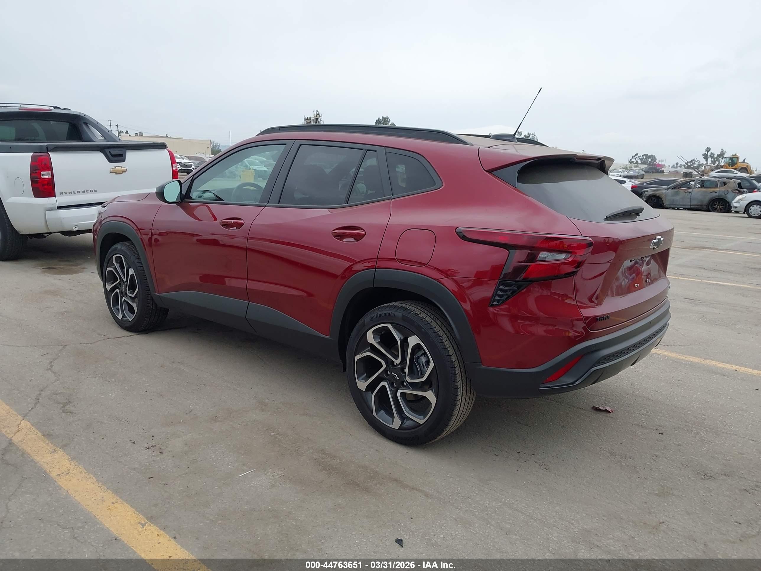 CHEVROLET TRAX image 3