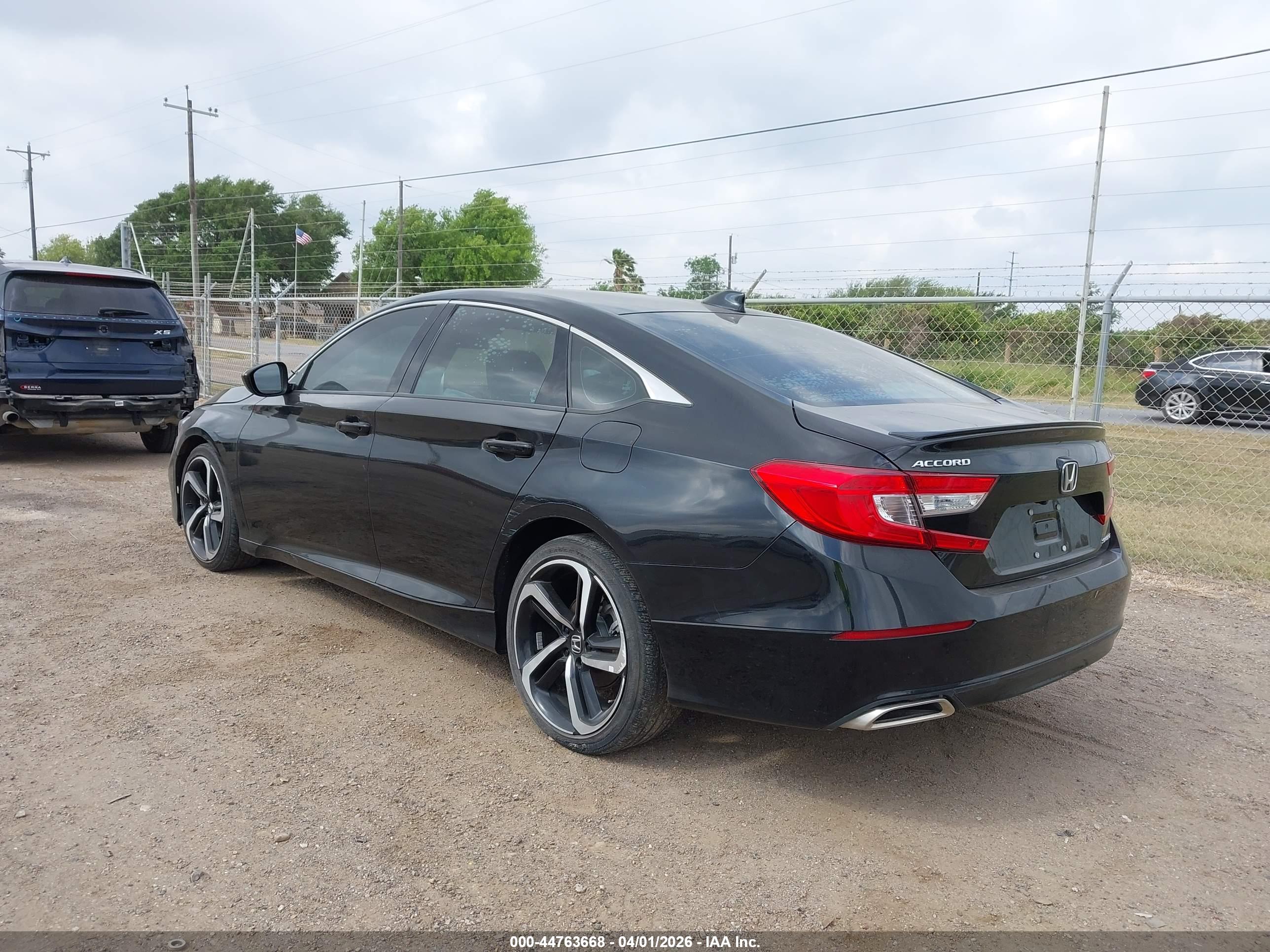 HONDA ACCORD image 3