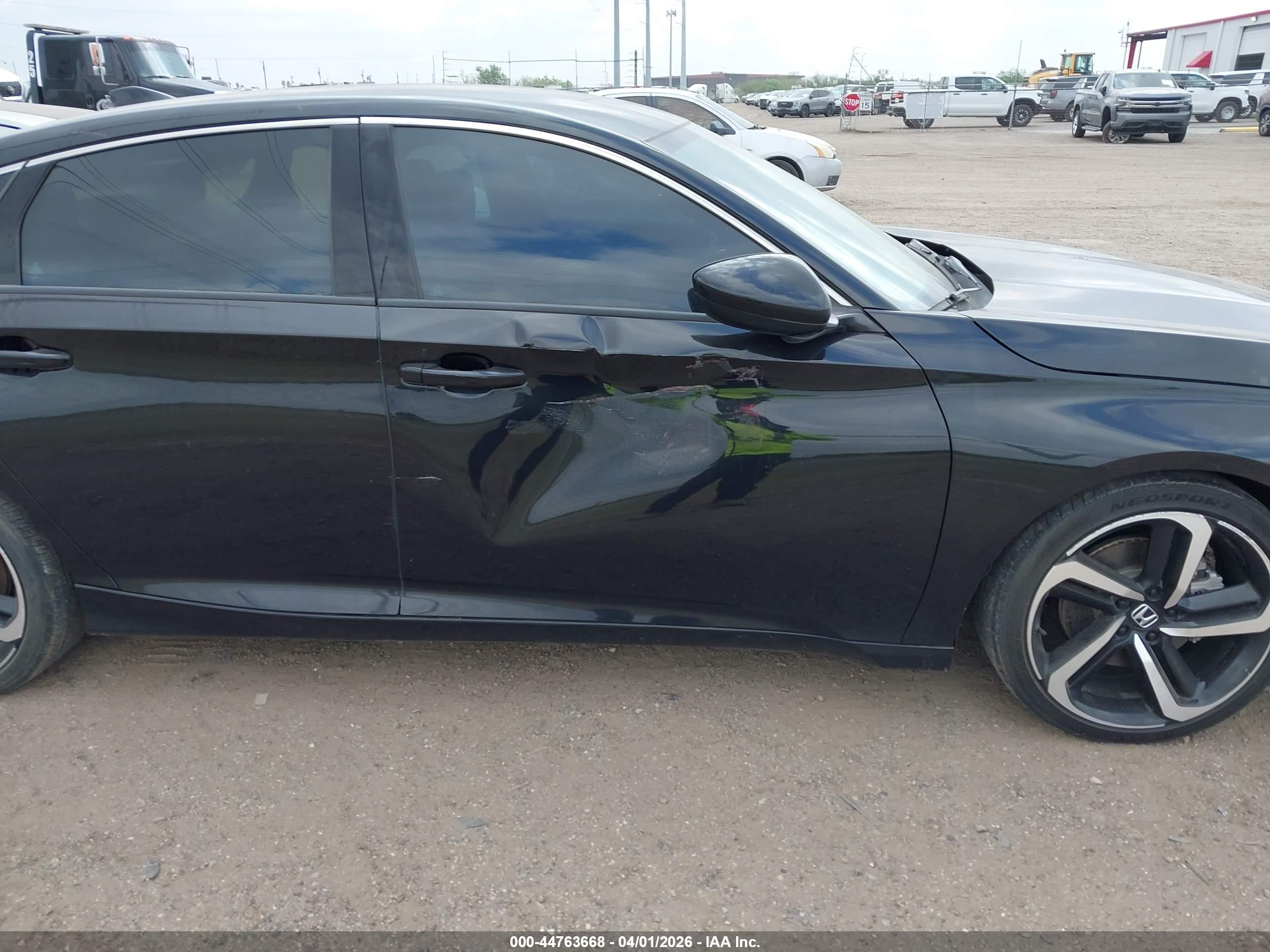 HONDA ACCORD image 6