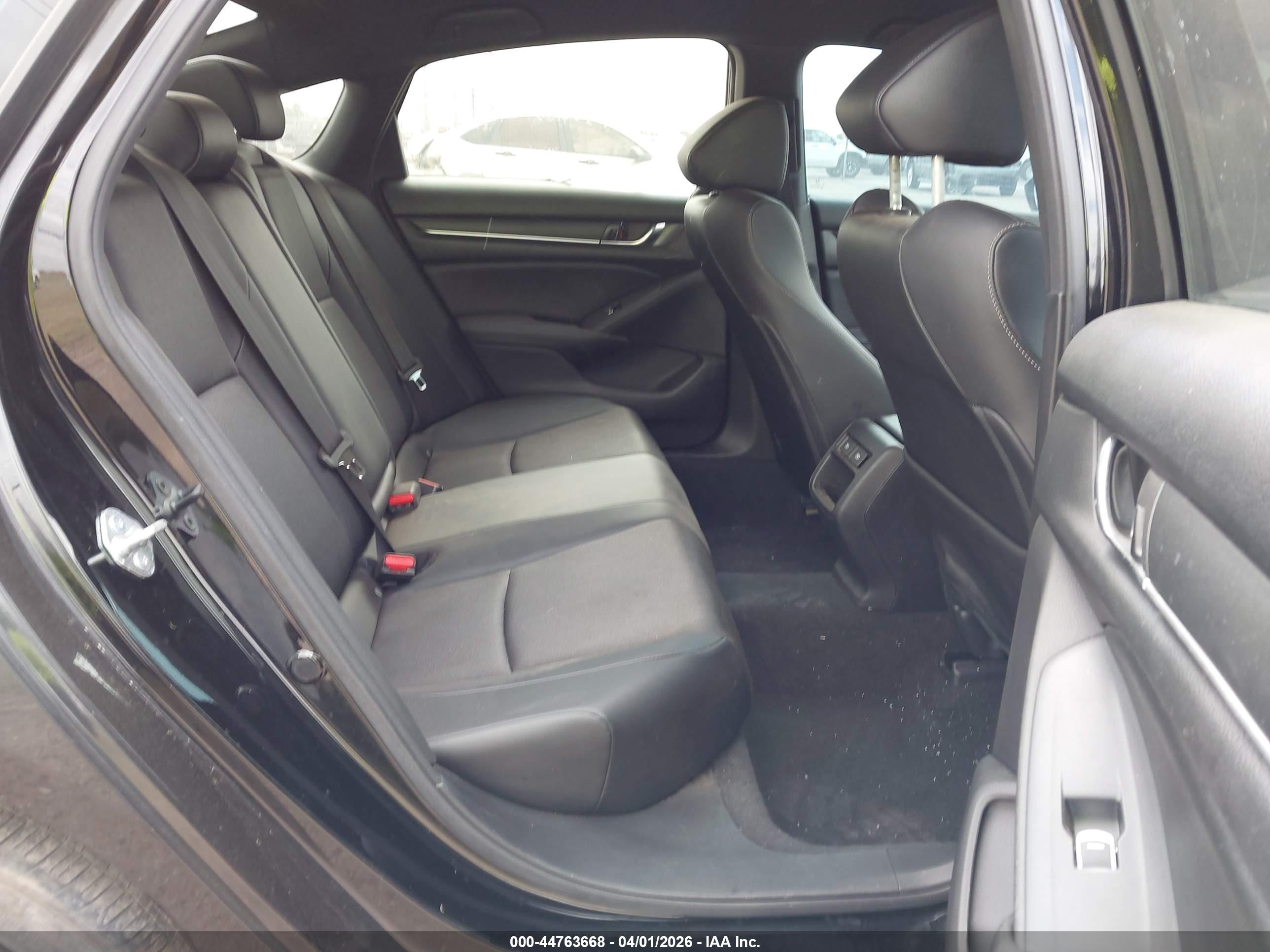 HONDA ACCORD image 8