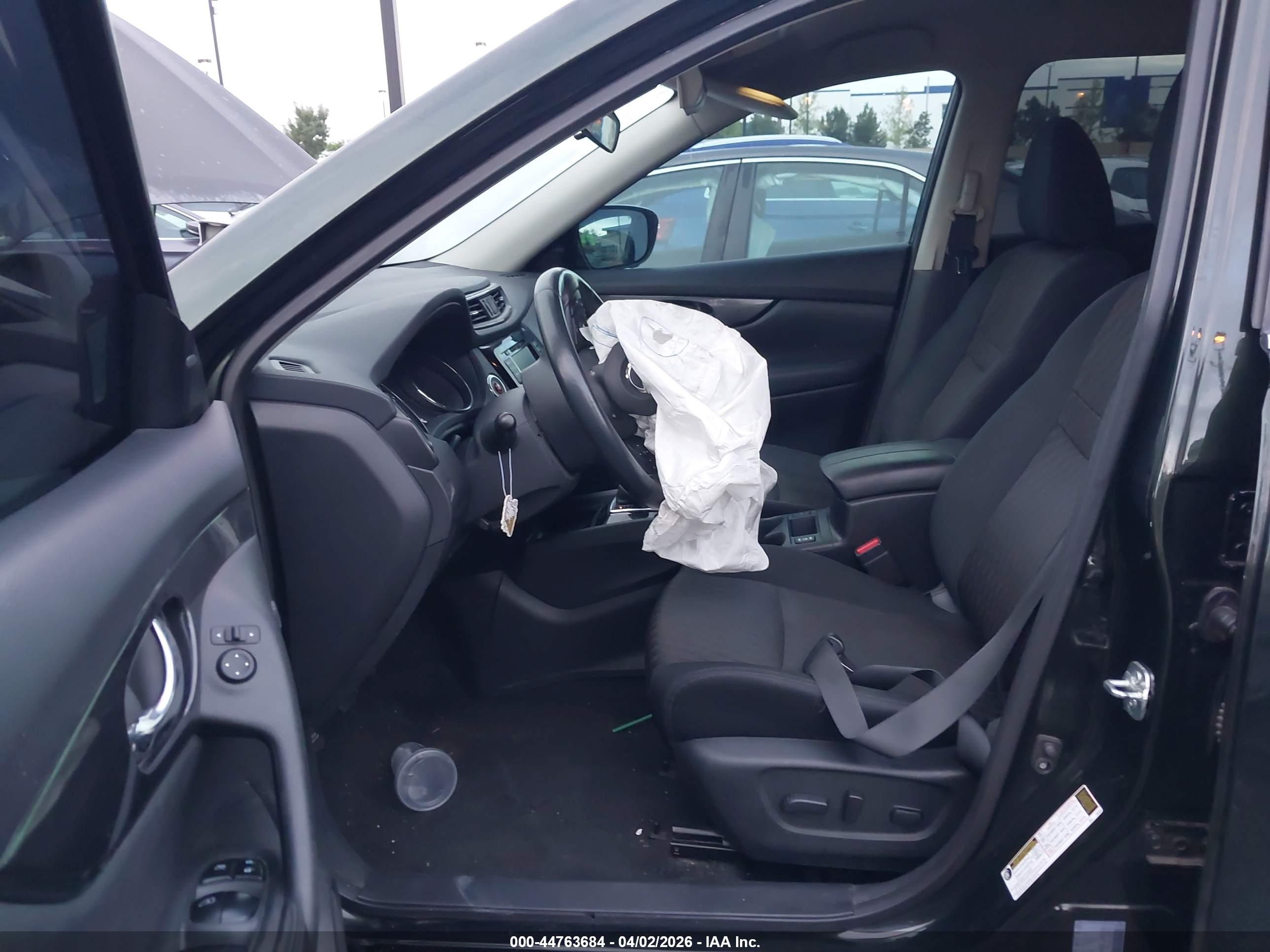 NISSAN ROGUE image 5