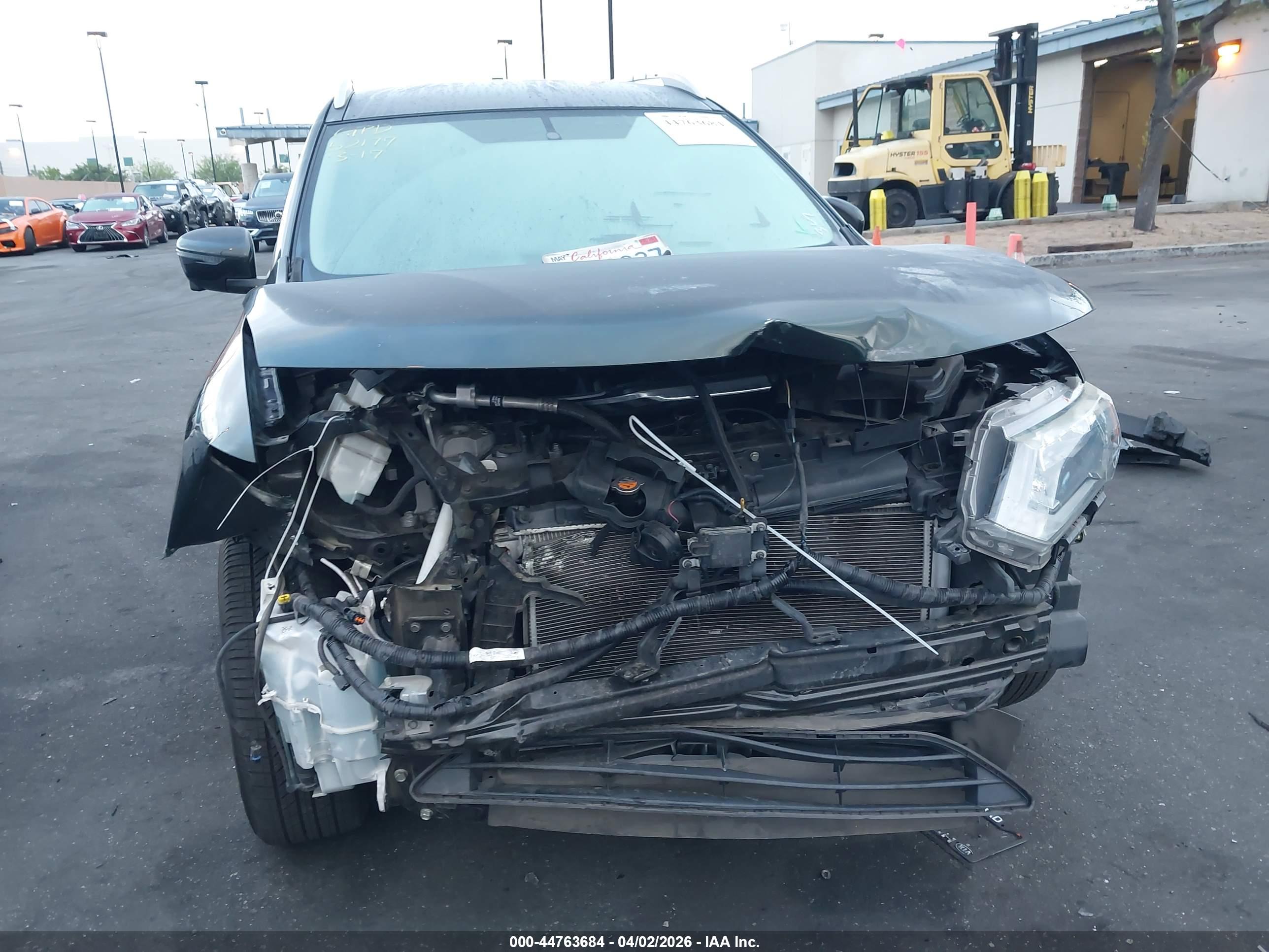 NISSAN ROGUE image 6